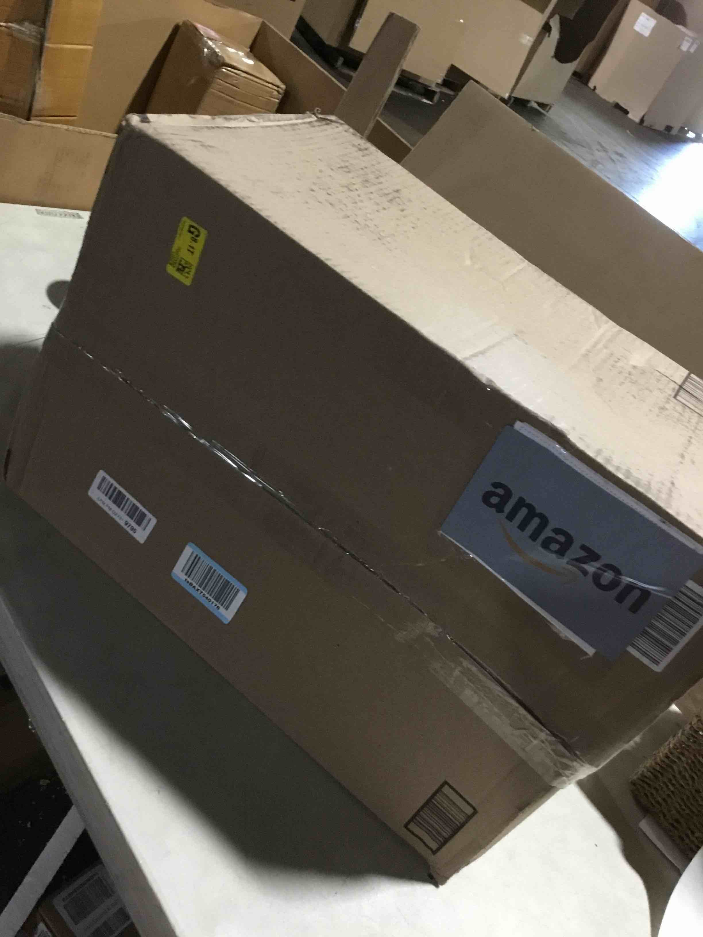 https://s3.amazonaws.com/lotting-images-prod/bidfta/PNK3637777_1750698326049.jpeg