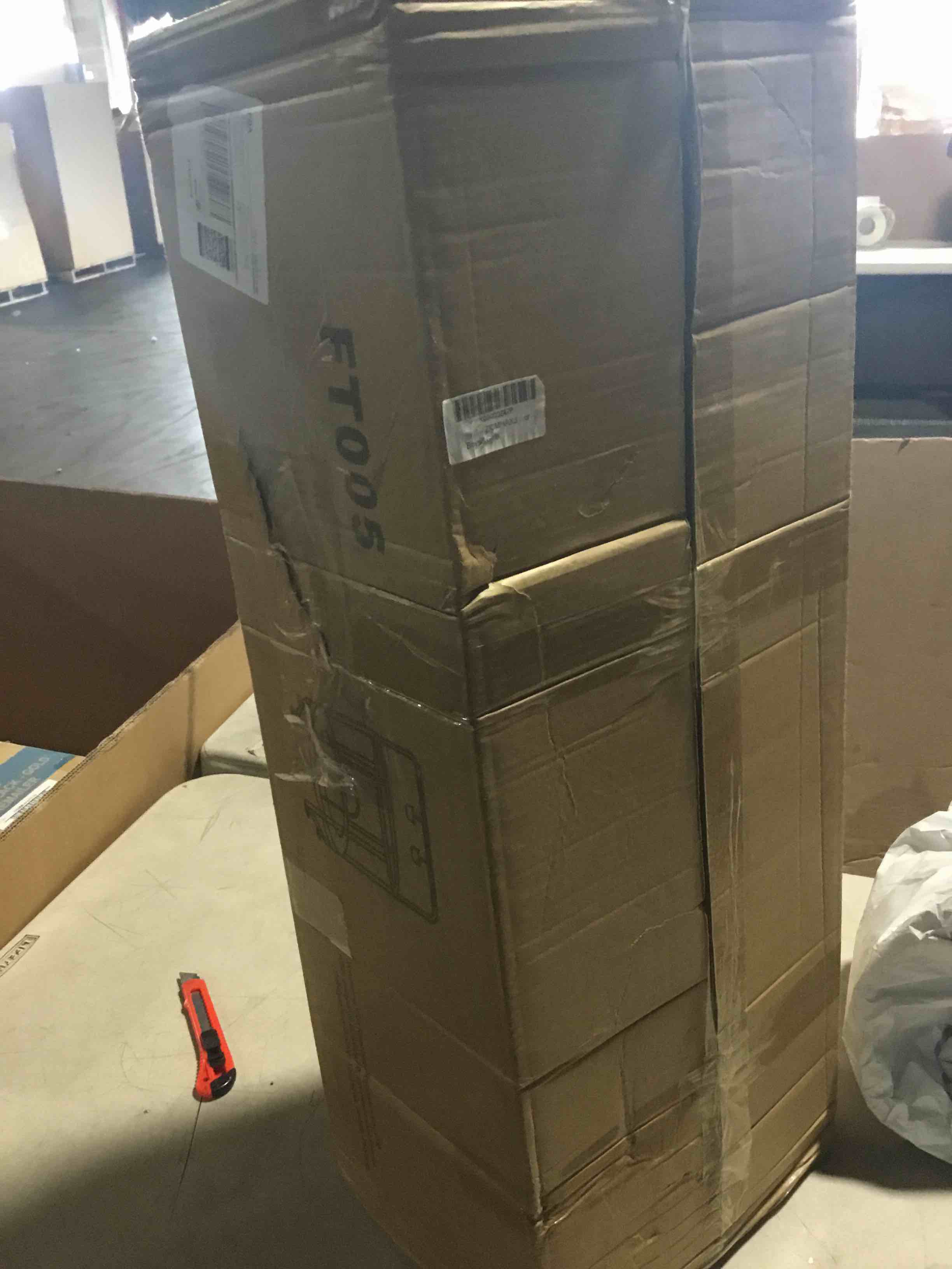 https://s3.amazonaws.com/lotting-images-prod/bidfta/PNK3638275_1750953744443.jpeg