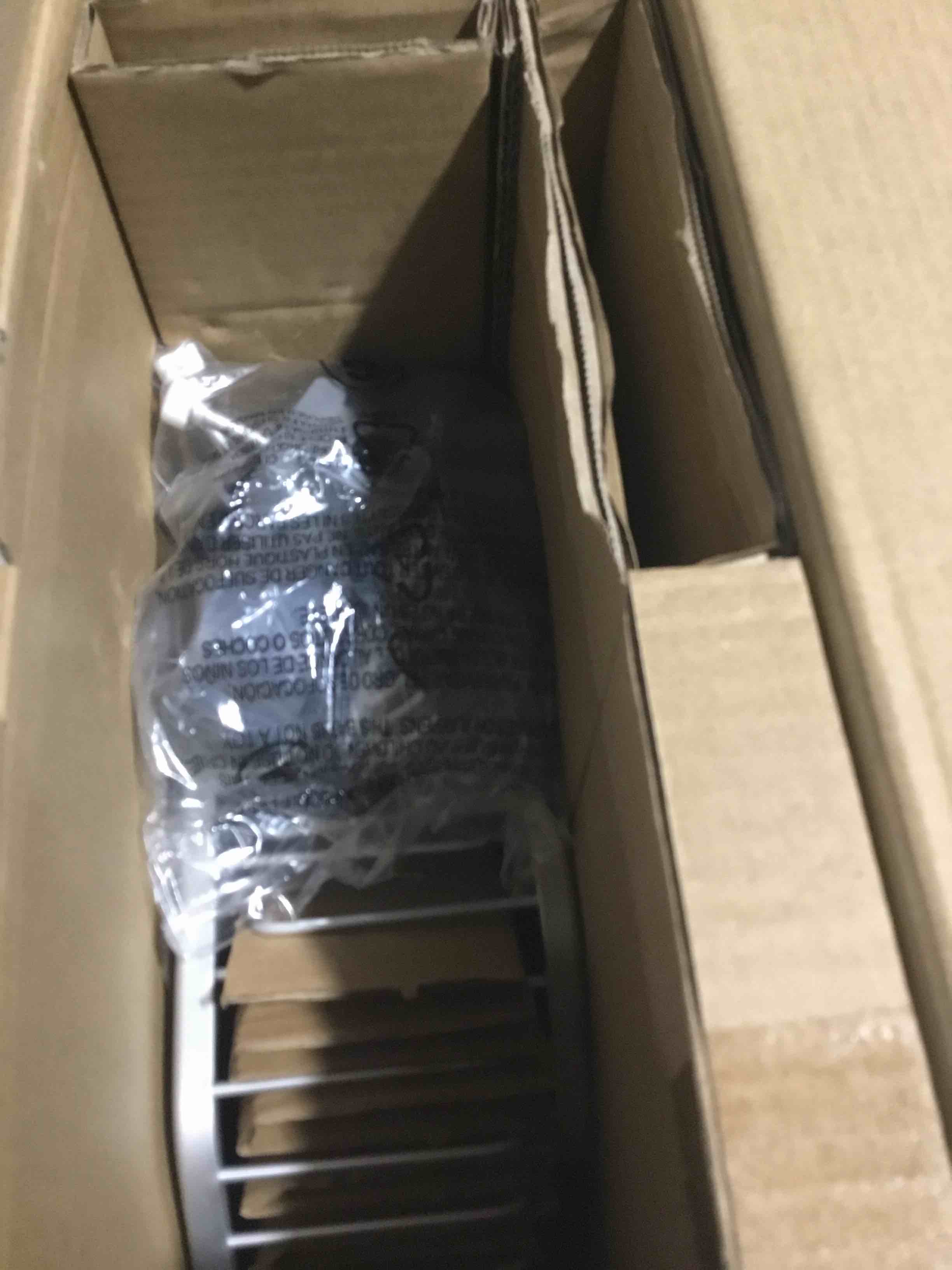 https://s3.amazonaws.com/lotting-images-prod/bidfta/PNK3638350_1750963291686.jpeg