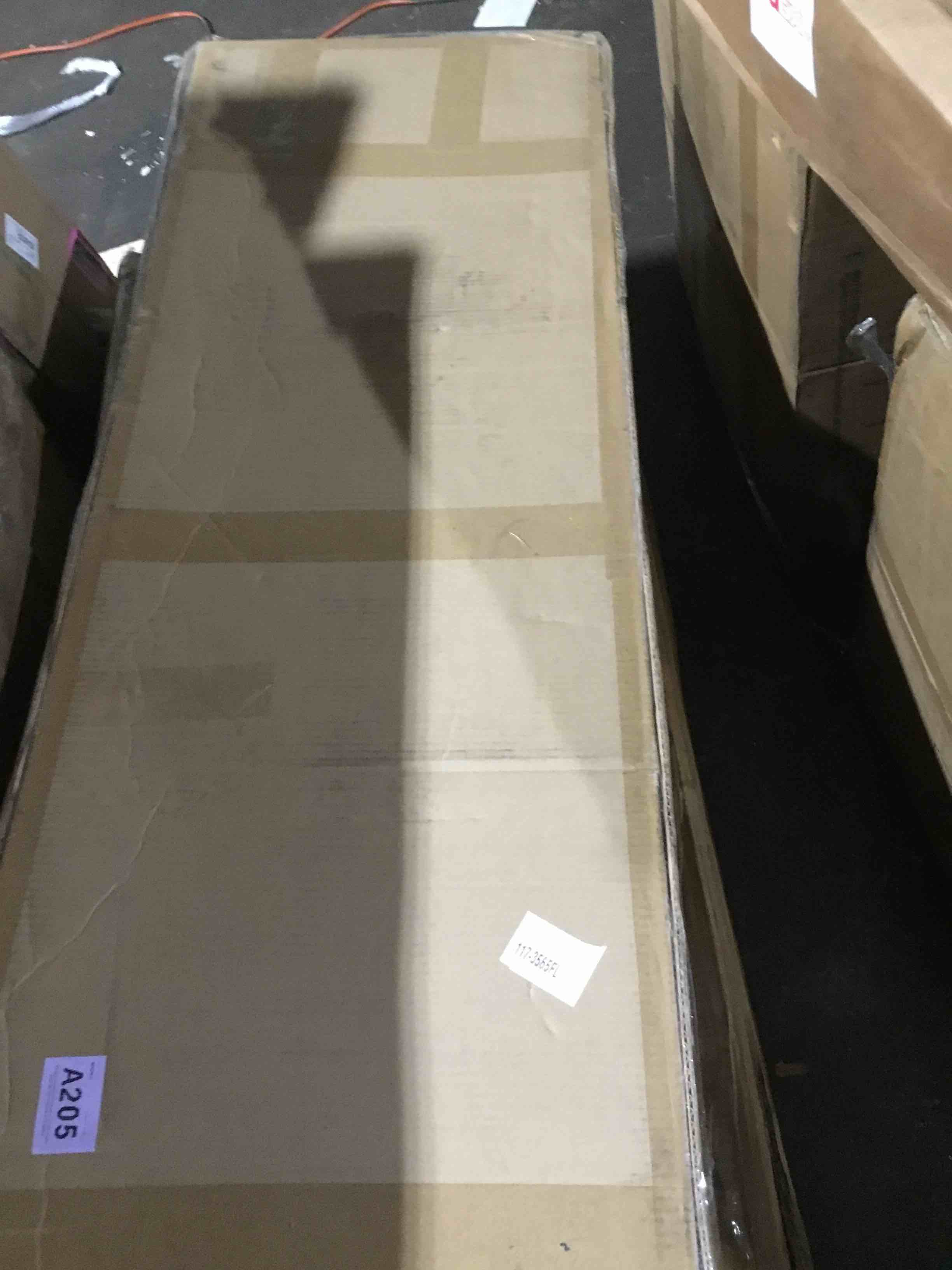 https://s3.amazonaws.com/lotting-images-prod/bidfta/PNK3638488_1751039397201.jpeg
