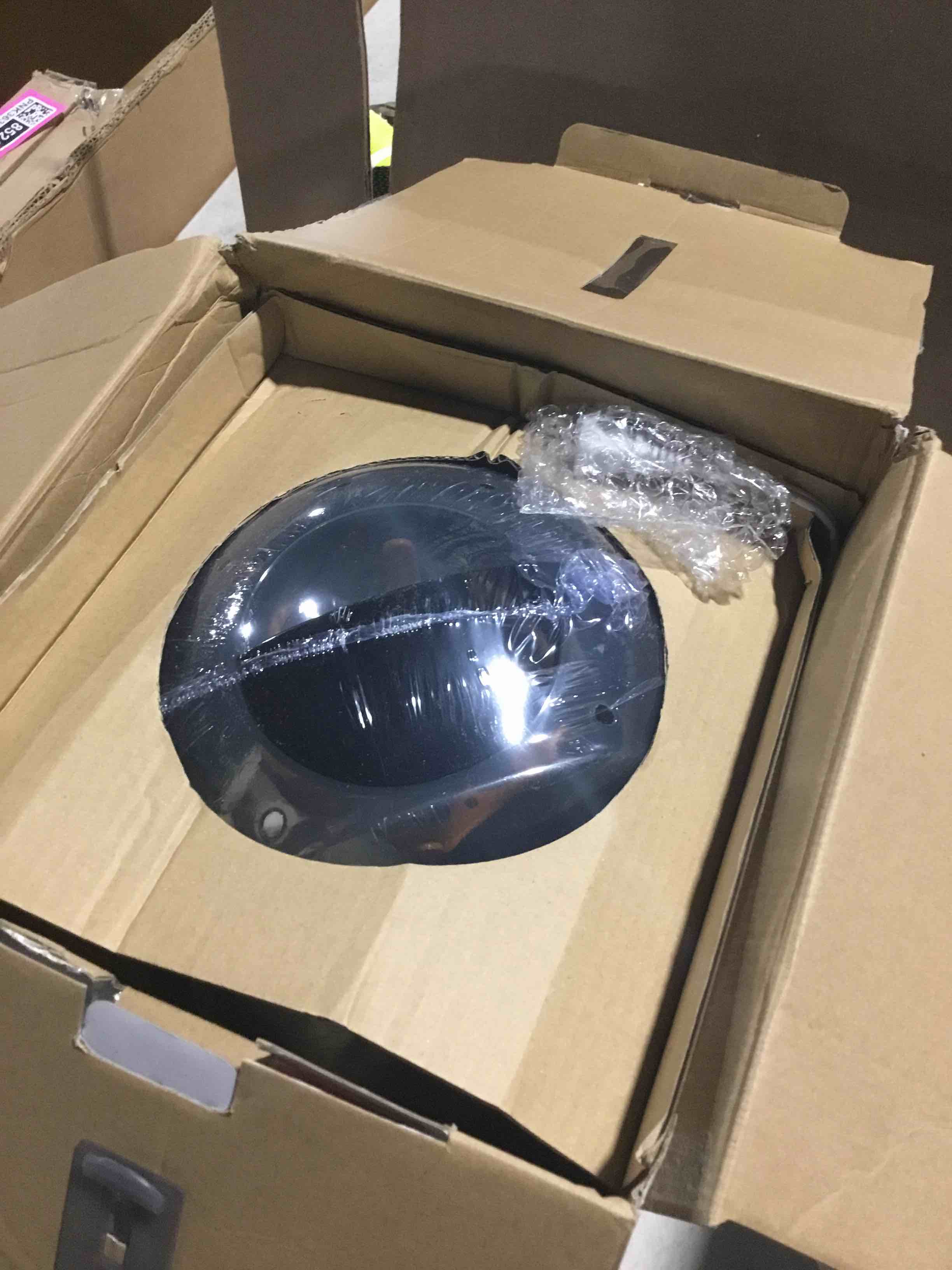 https://s3.amazonaws.com/lotting-images-prod/bidfta/PNK3638525_1751047837047.jpeg