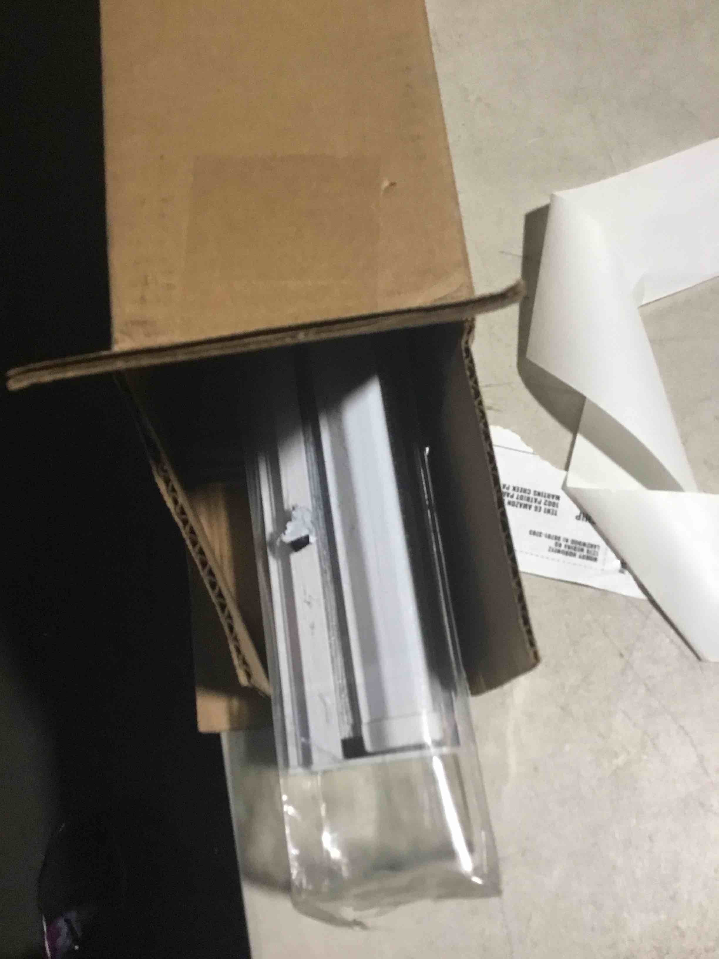 https://s3.amazonaws.com/lotting-images-prod/bidfta/PNK3638545_1751050287110.jpeg