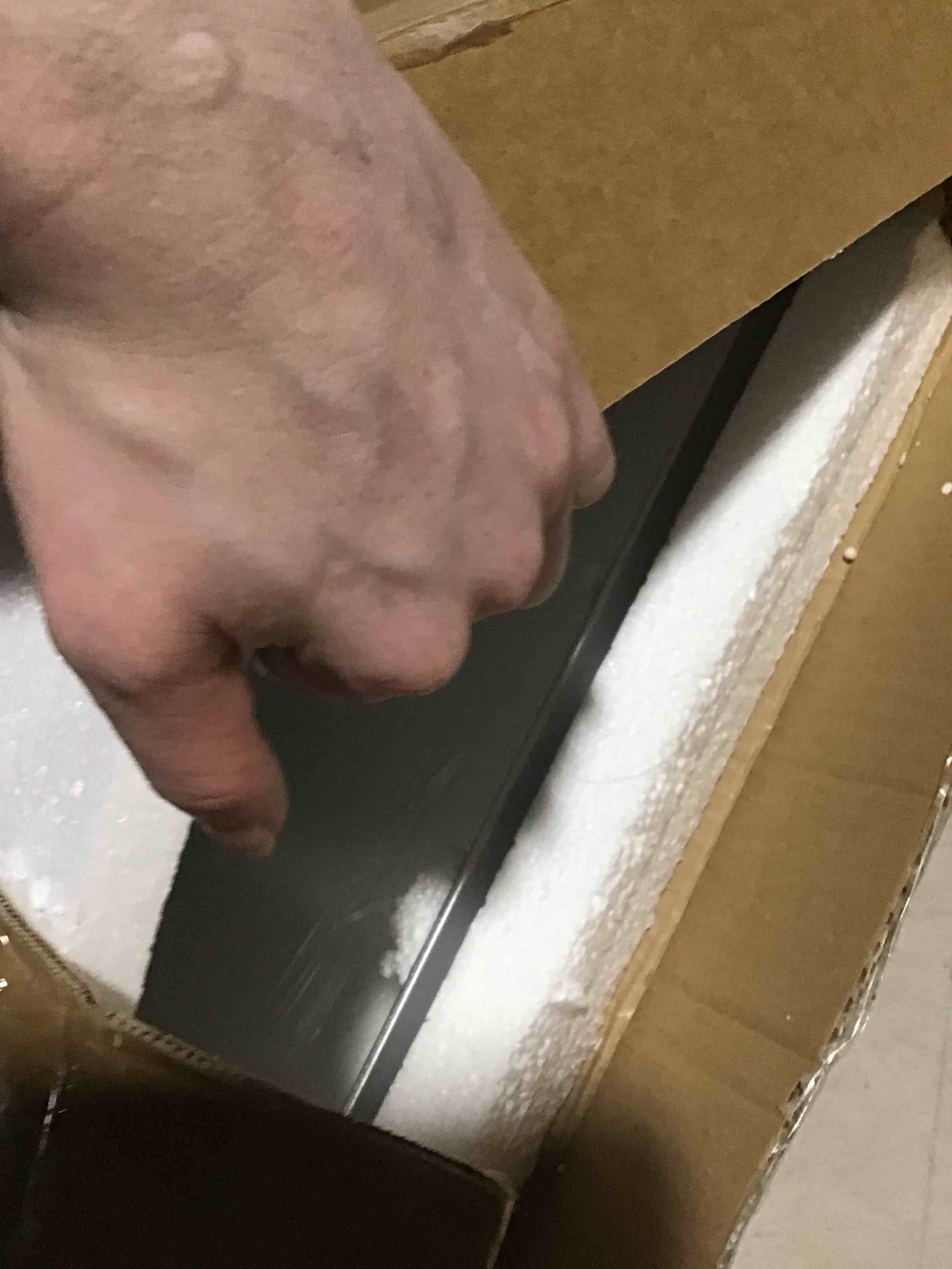 https://s3.amazonaws.com/lotting-images-prod/bidfta/PNK3638583_1751287033404.jpeg
