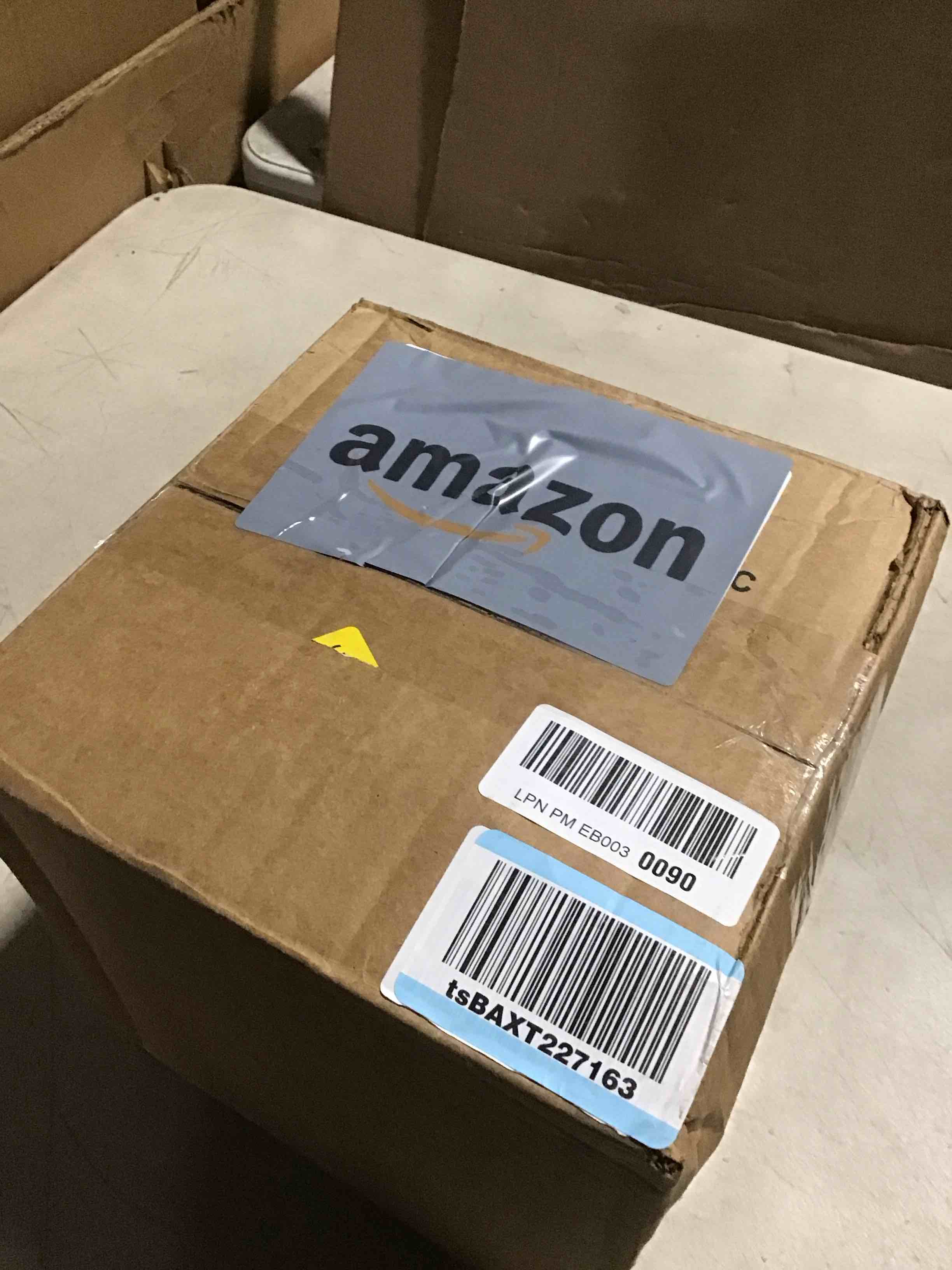https://s3.amazonaws.com/lotting-images-prod/bidfta/PNK3638590_1751289480600.jpeg