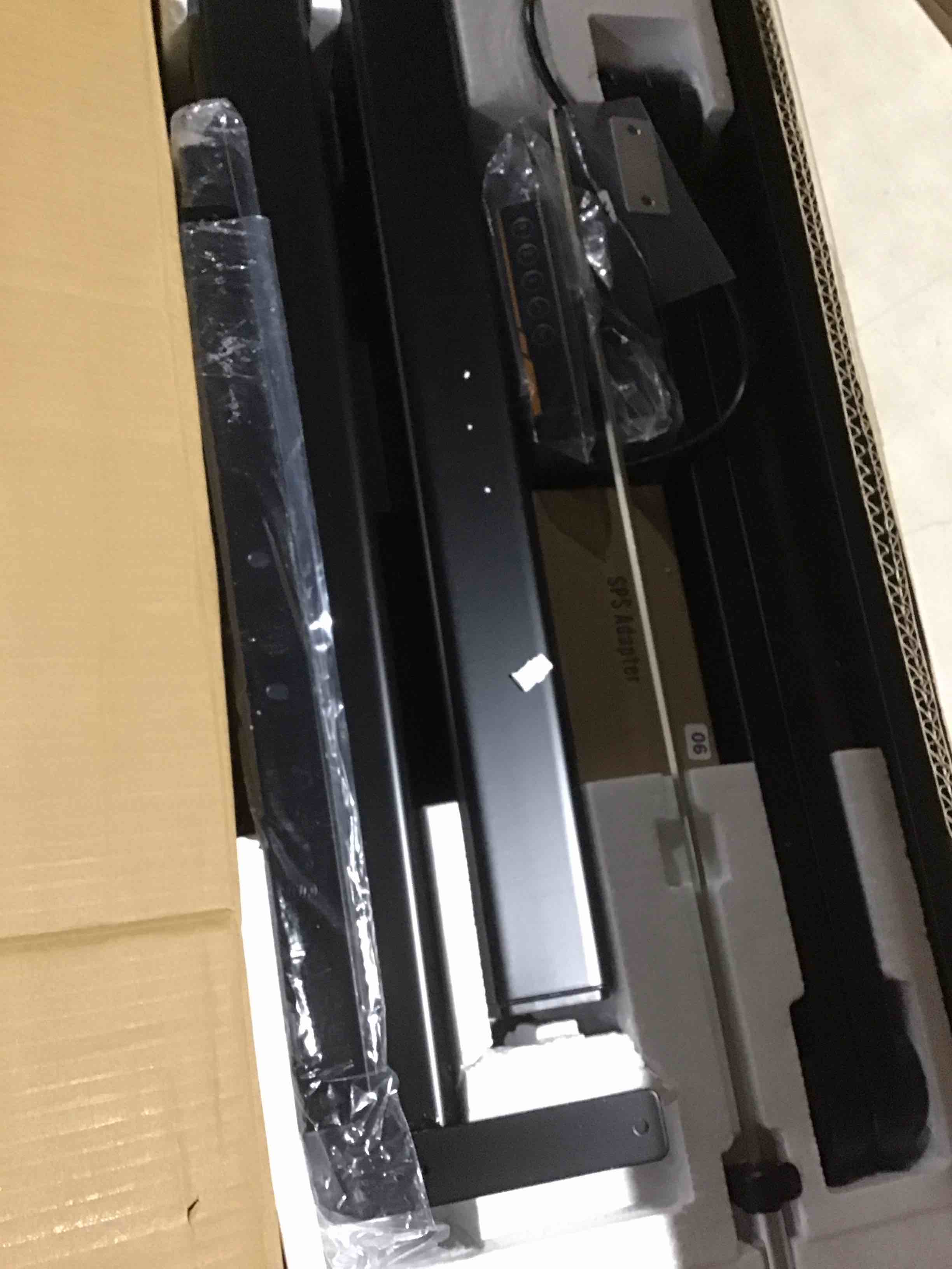 https://s3.amazonaws.com/lotting-images-prod/bidfta/PNK3638605_1751292604305.jpeg