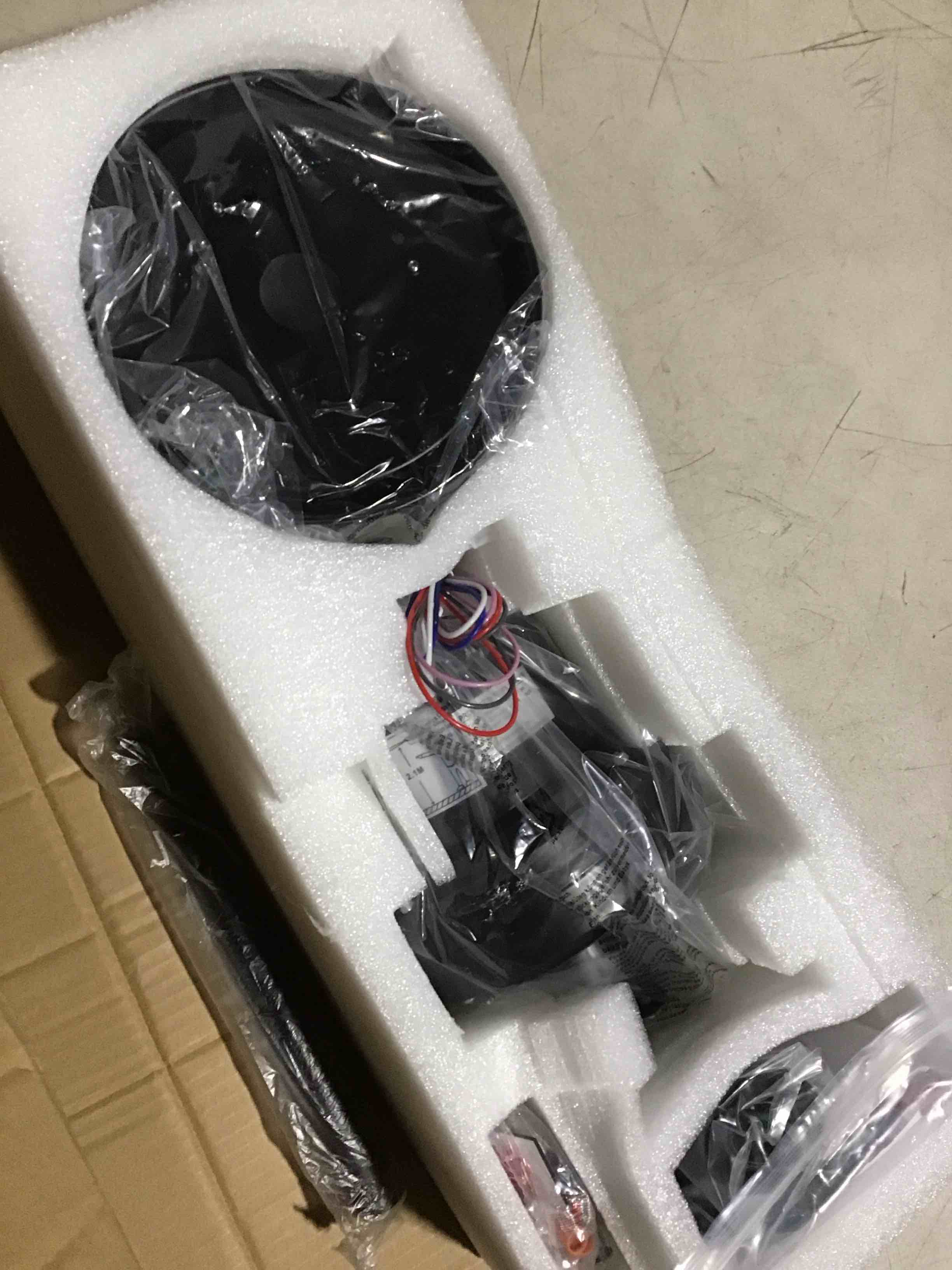 https://s3.amazonaws.com/lotting-images-prod/bidfta/PNK3638613_1751293960514.jpeg
