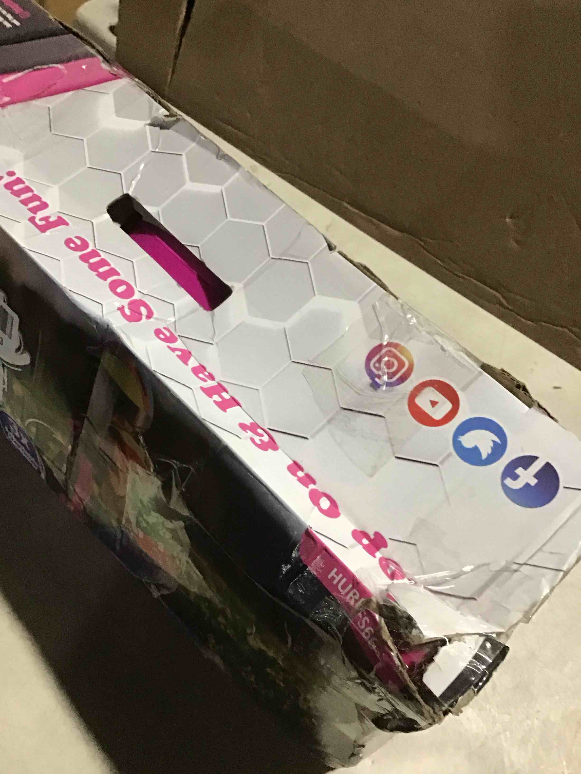 https://s3.amazonaws.com/lotting-images-prod/bidfta/PNK3638629_1751299560225.jpeg