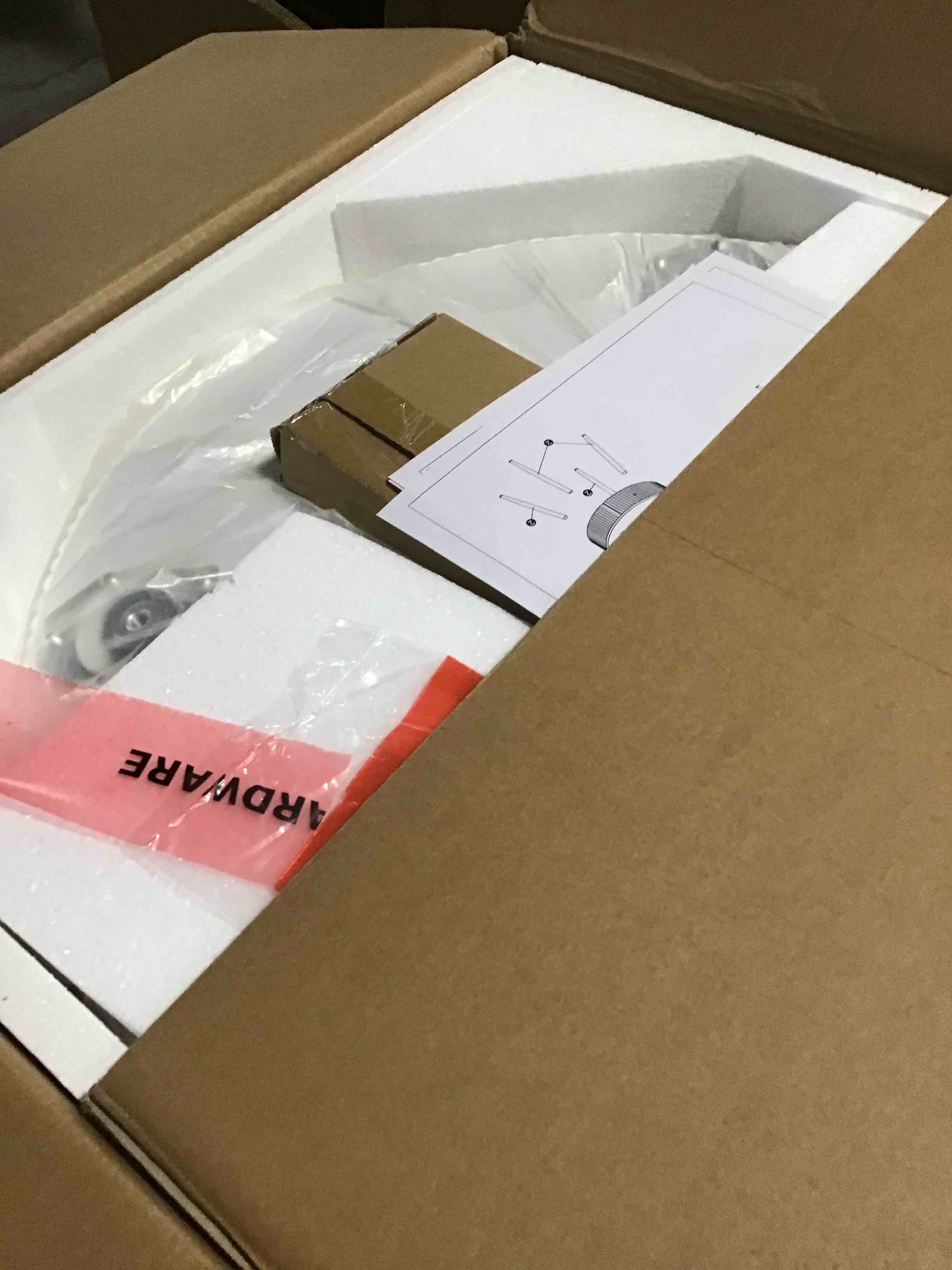 https://s3.amazonaws.com/lotting-images-prod/bidfta/PNK3638816_1751396404301.jpeg
