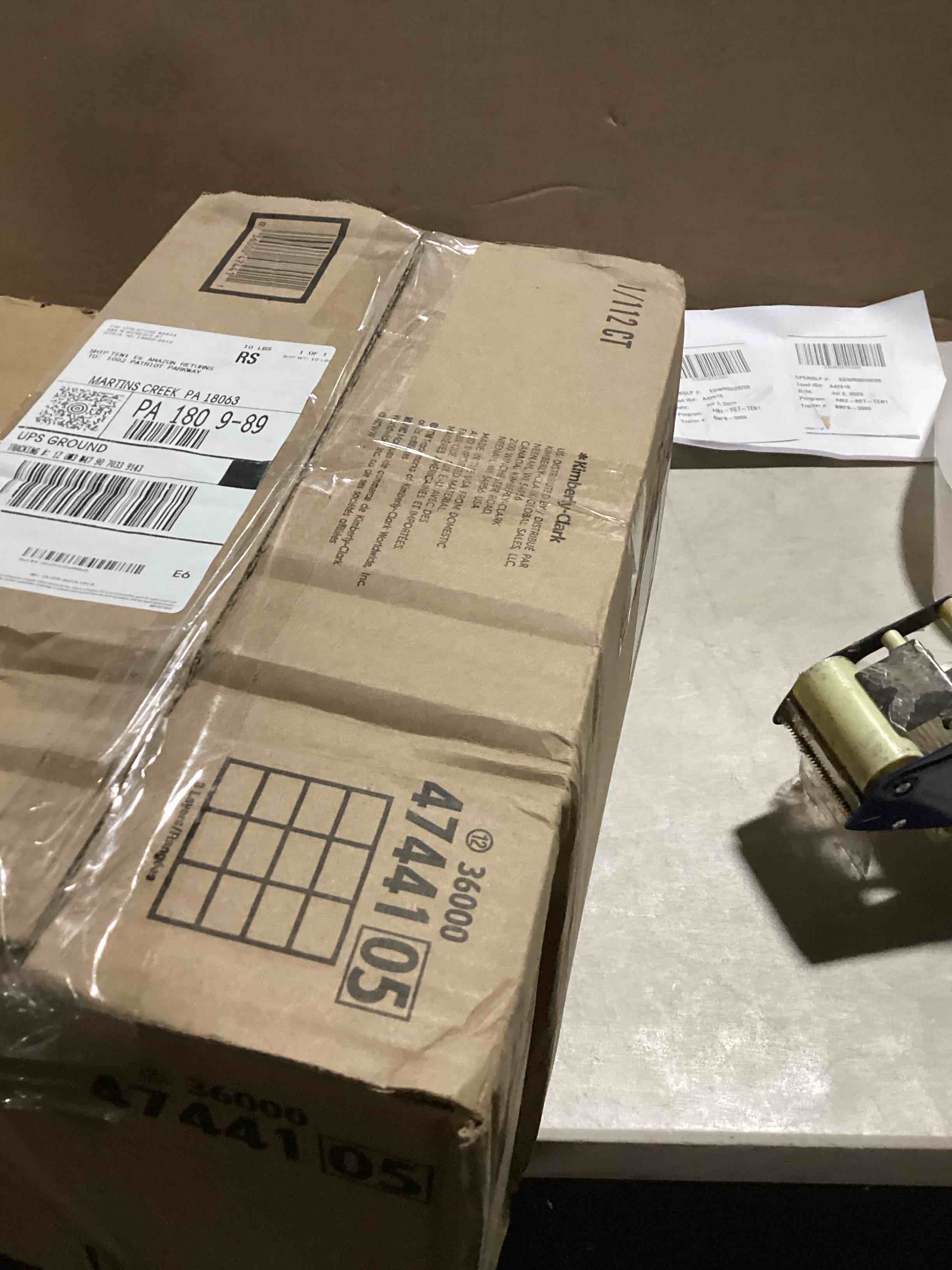 https://s3.amazonaws.com/lotting-images-prod/bidfta/PNK3639084_1751894856306.jpeg