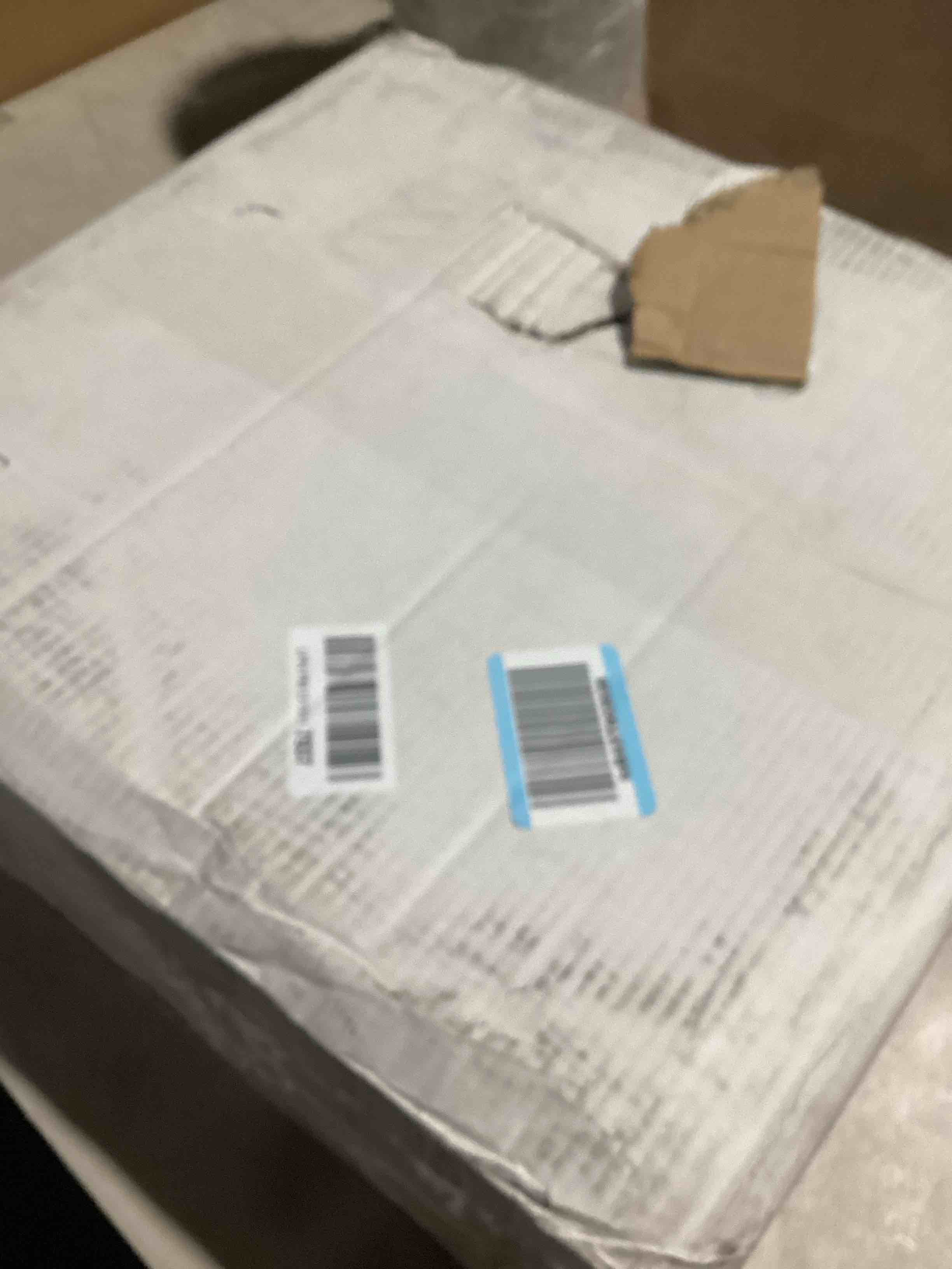 https://s3.amazonaws.com/lotting-images-prod/bidfta/PNK3639234_1751976696230.jpeg