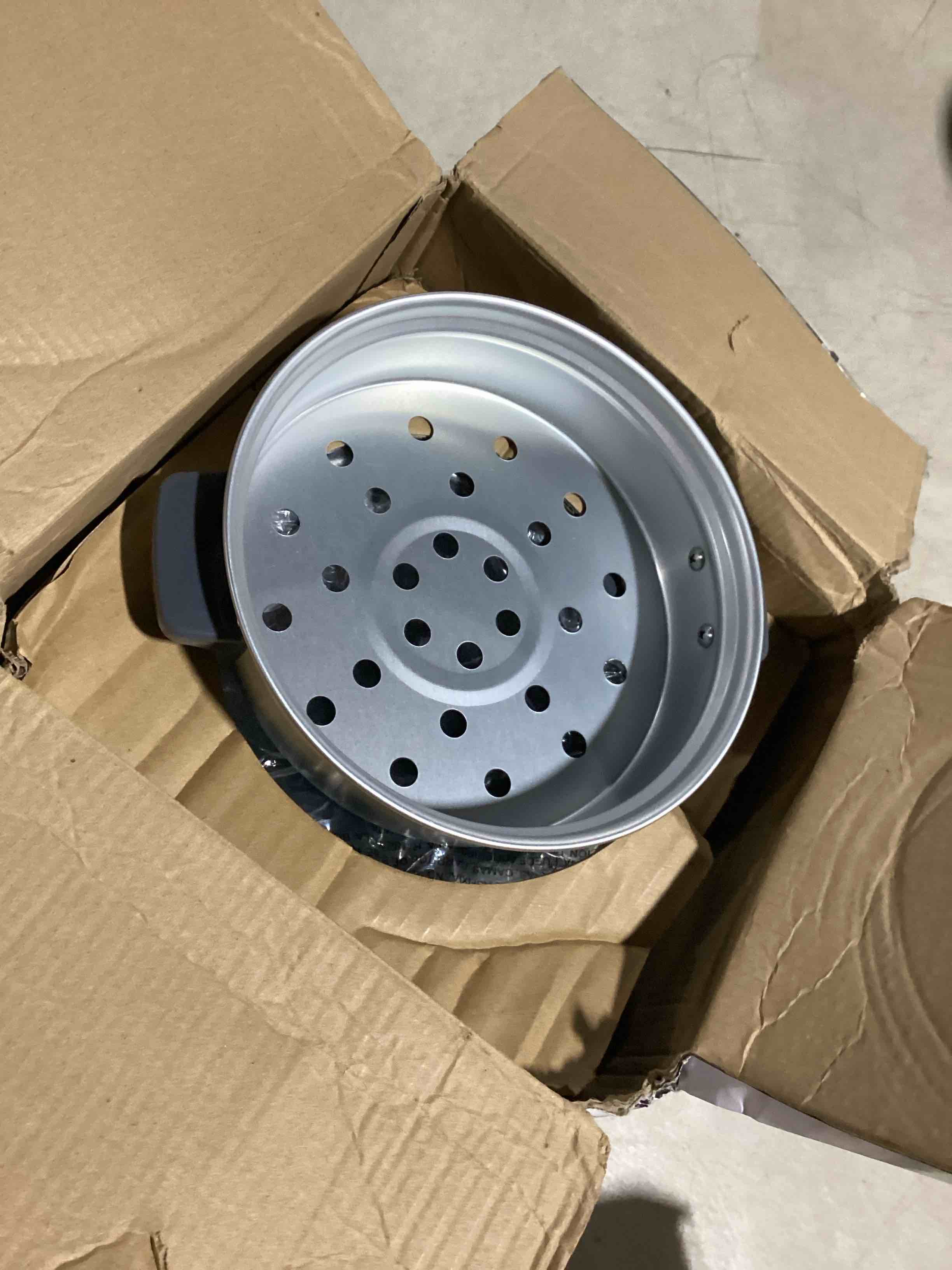 https://s3.amazonaws.com/lotting-images-prod/bidfta/PNK3639262_1751982095259.jpeg