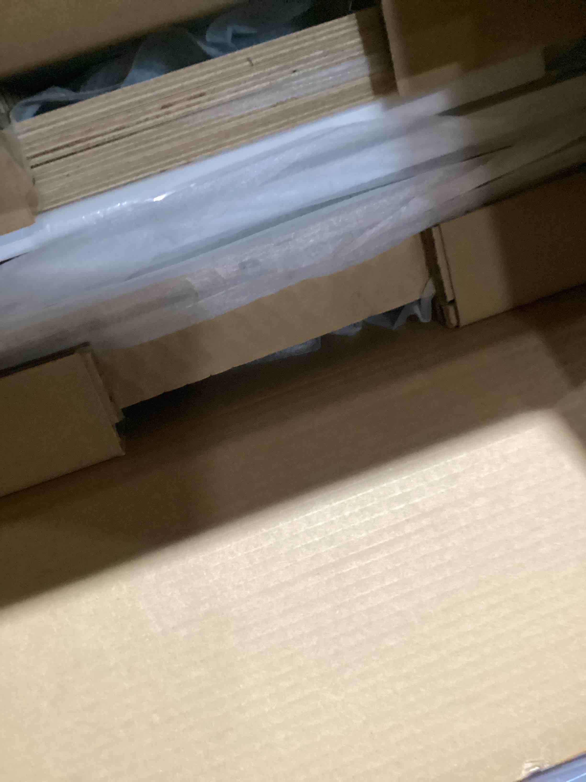 https://s3.amazonaws.com/lotting-images-prod/bidfta/PNK3639440_1752086567921.jpeg