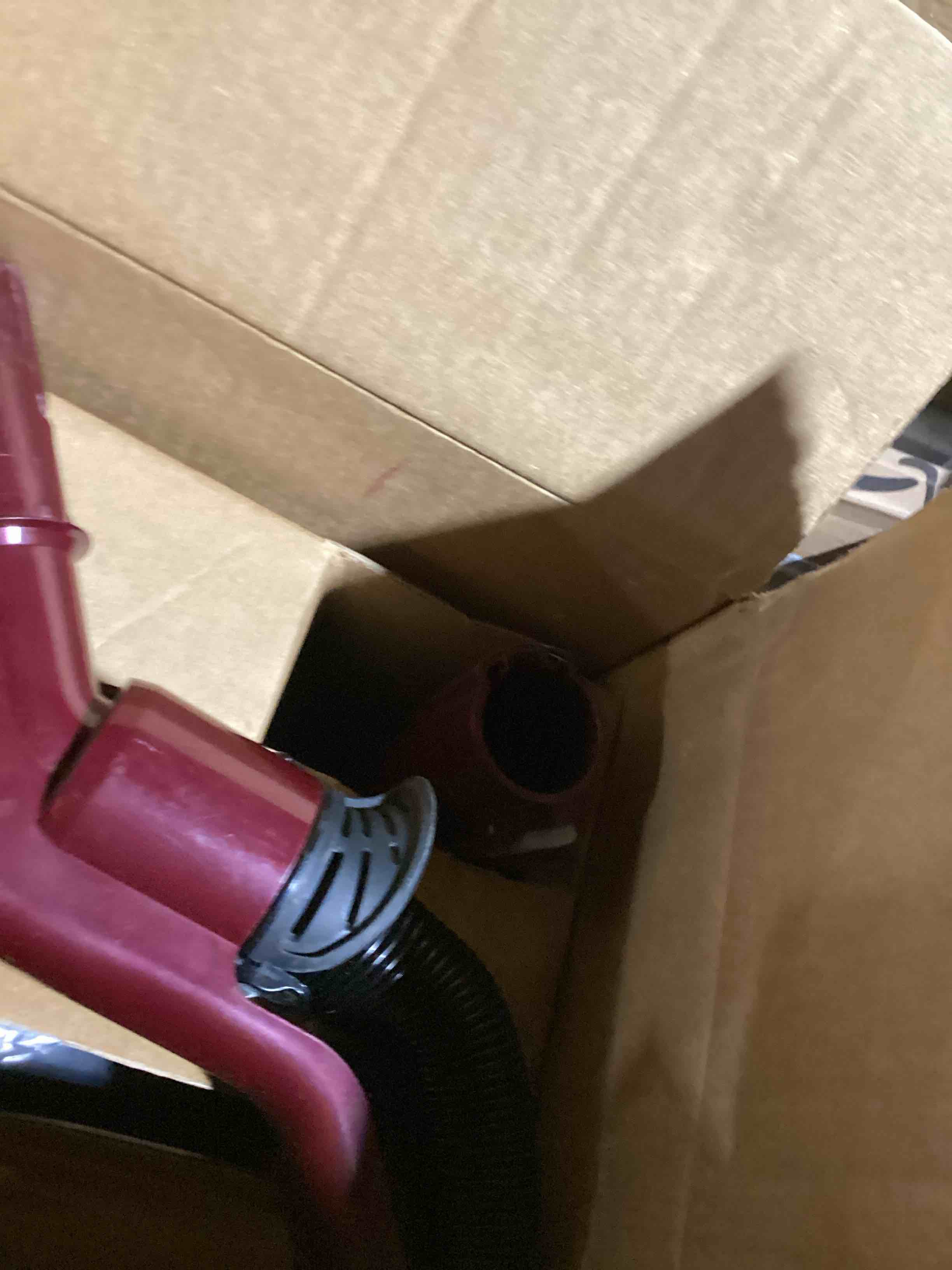 https://s3.amazonaws.com/lotting-images-prod/bidfta/PNK3639610_1752237995550.jpeg