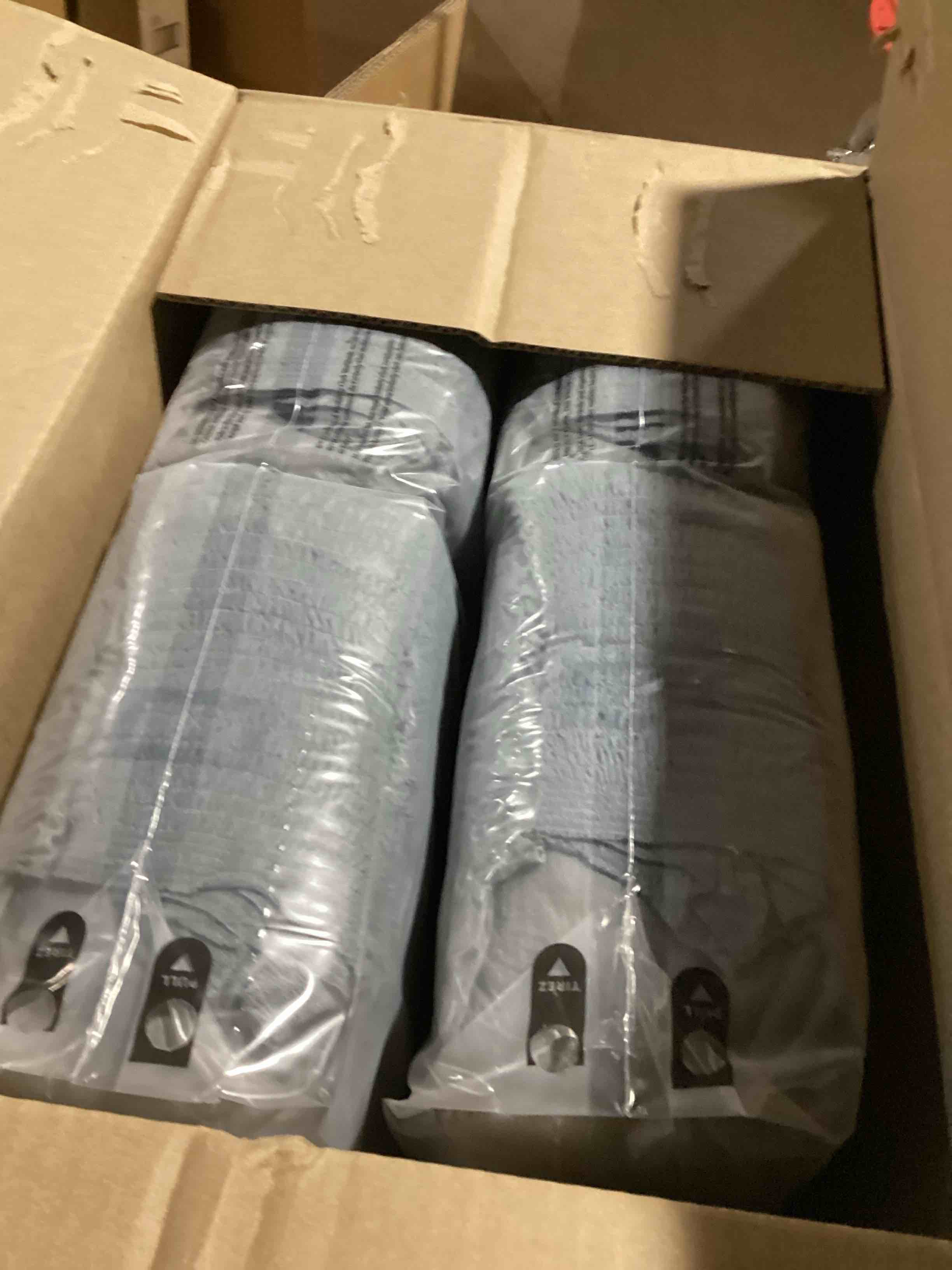 https://s3.amazonaws.com/lotting-images-prod/bidfta/PNK3639615_1752240182058.jpeg