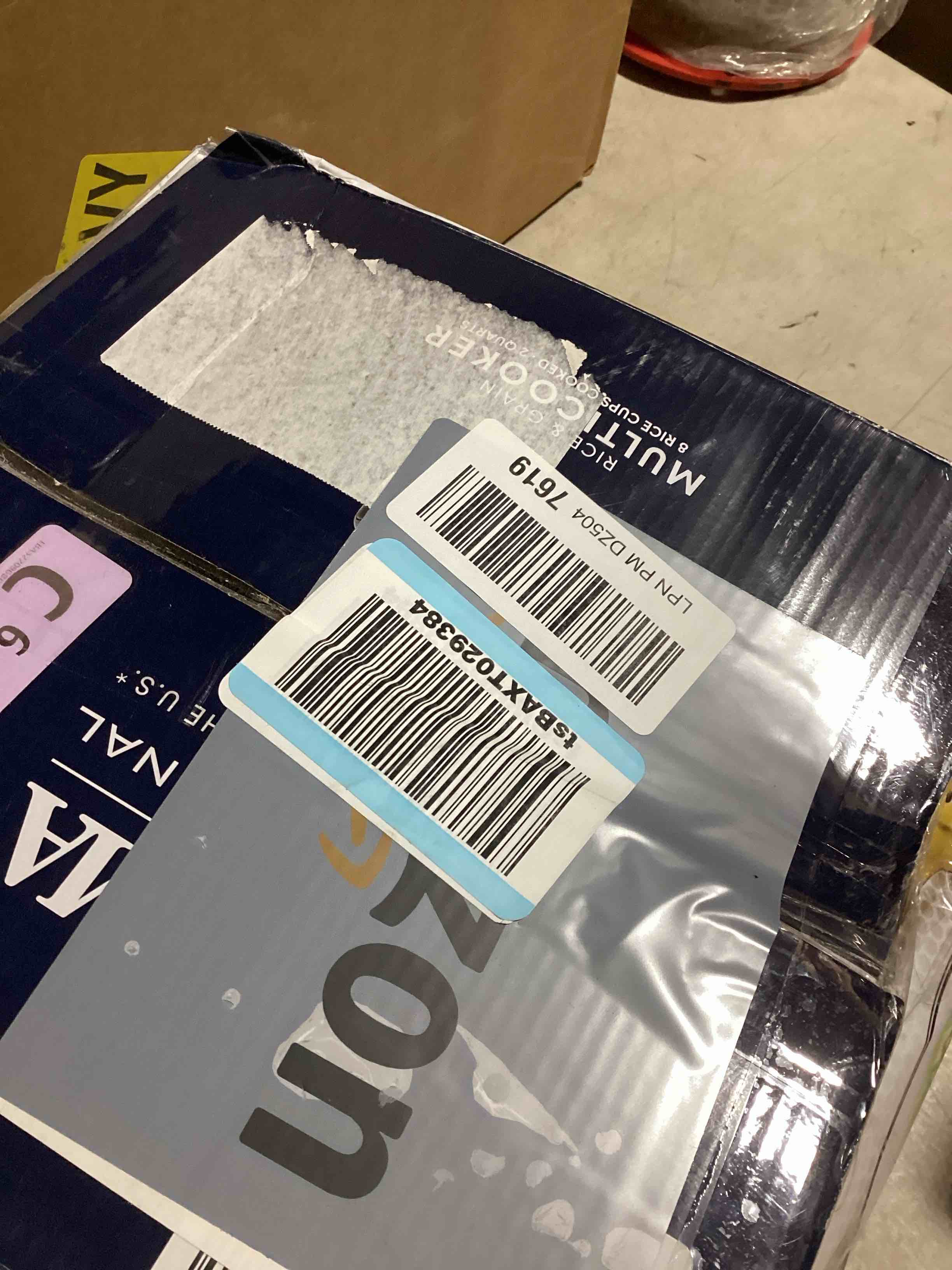 https://s3.amazonaws.com/lotting-images-prod/bidfta/PNK3639657_1752245420507.jpeg