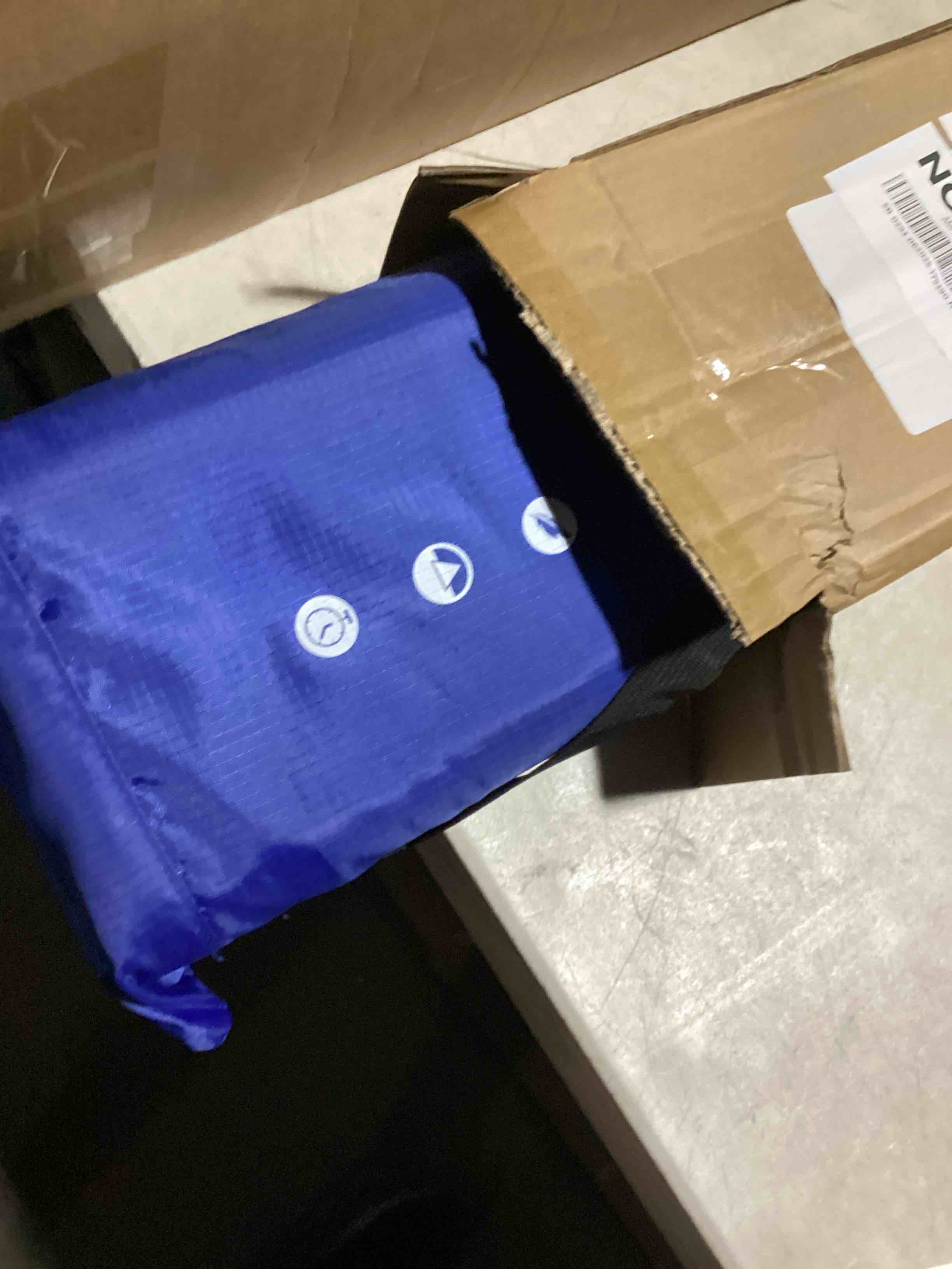 https://s3.amazonaws.com/lotting-images-prod/bidfta/PNK3639836_1752580405527.jpeg