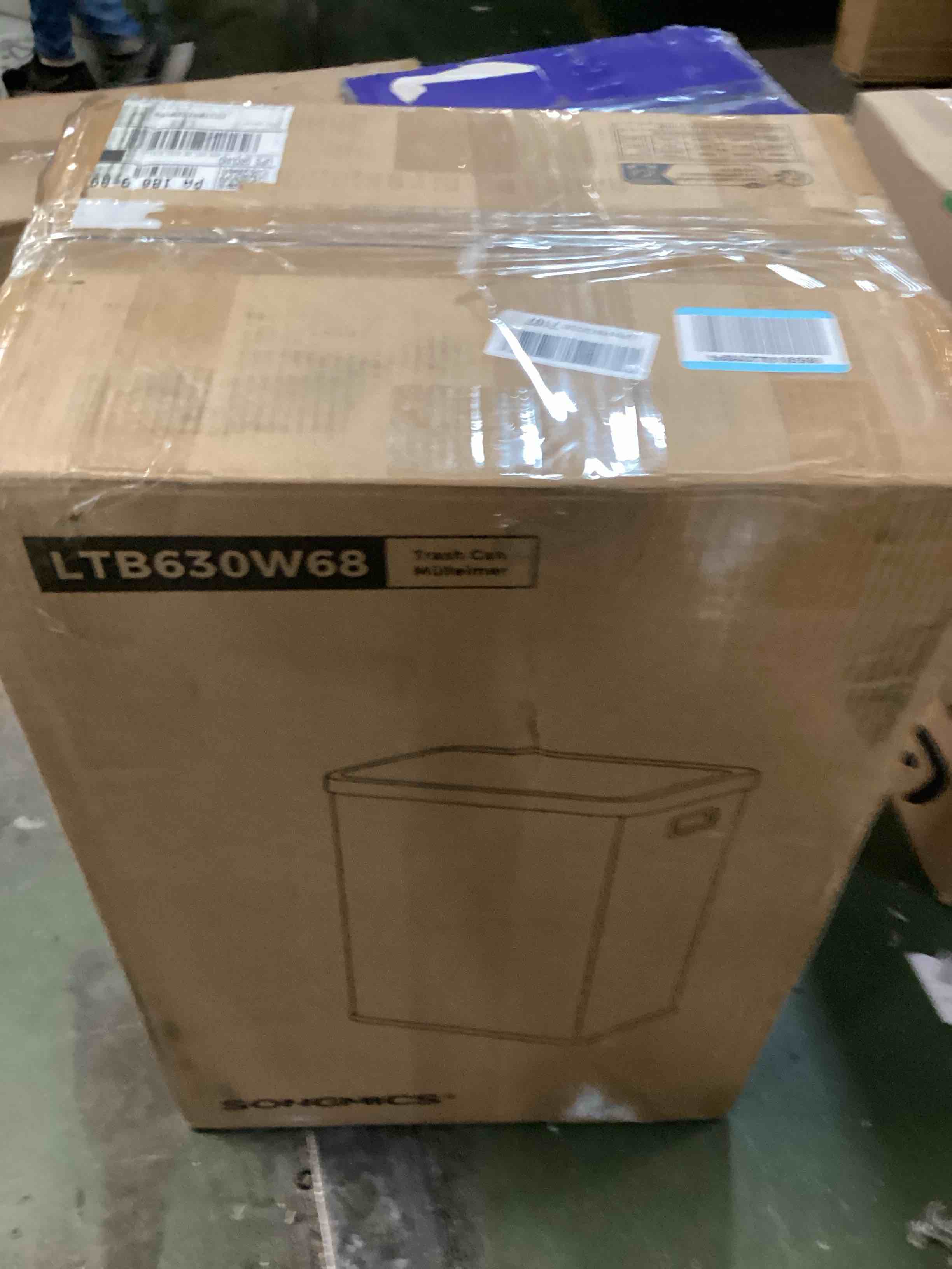 https://s3.amazonaws.com/lotting-images-prod/bidfta/PNK3640077_1747311506453.jpeg