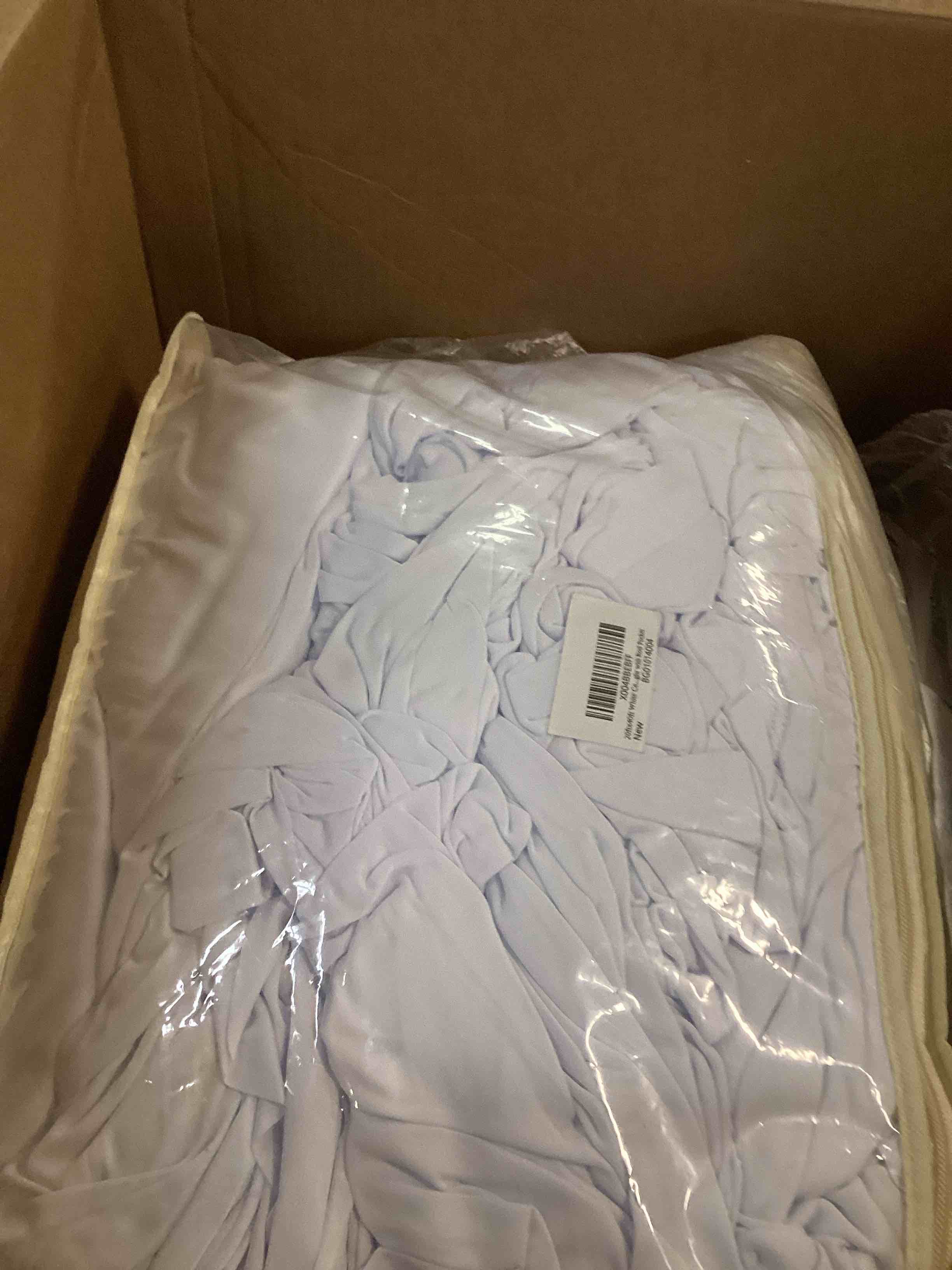 https://s3.amazonaws.com/lotting-images-prod/bidfta/PNK3640243_1747334723953.jpeg
