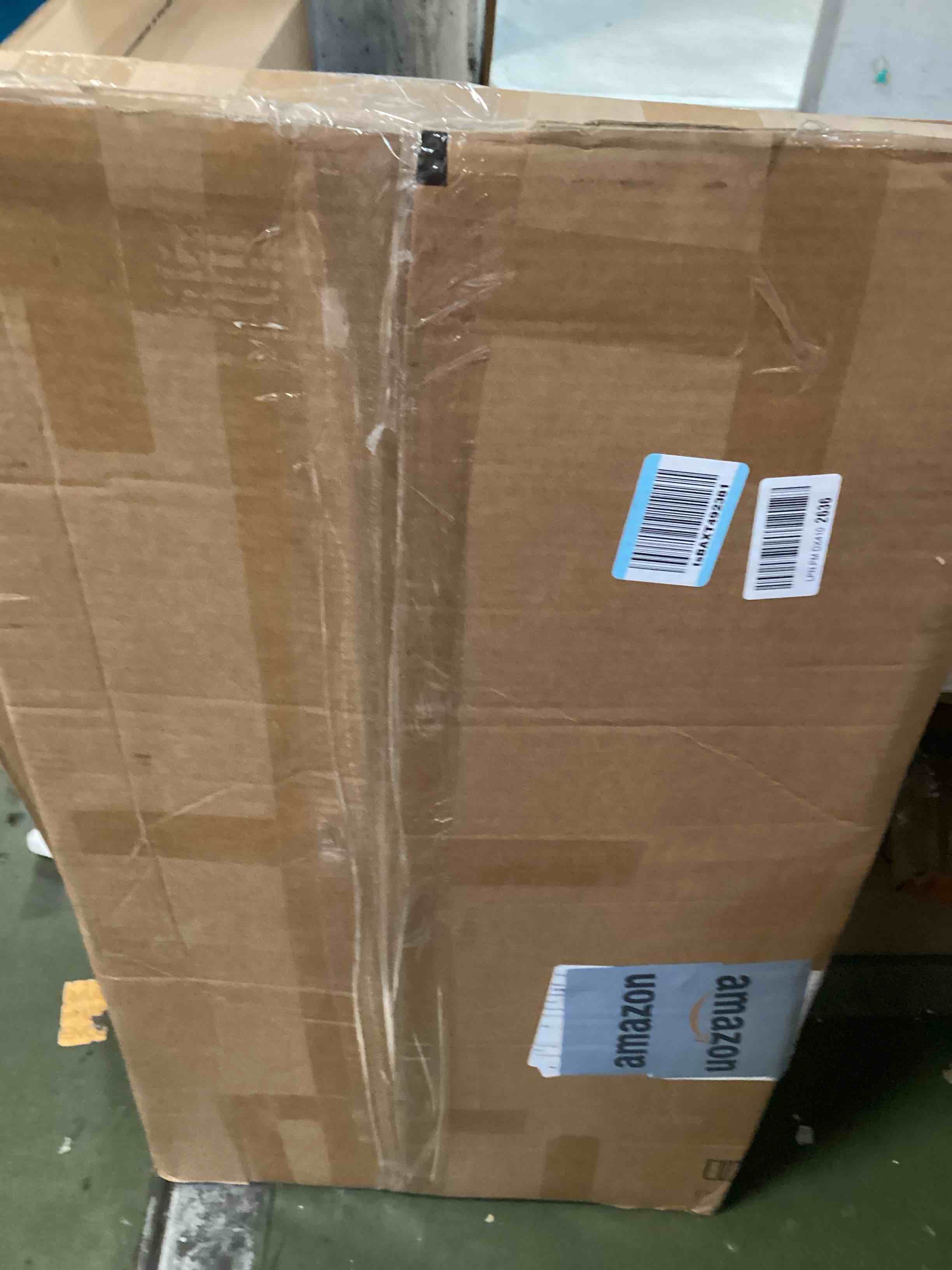 https://s3.amazonaws.com/lotting-images-prod/bidfta/PNK3640477_1747418410162.jpeg