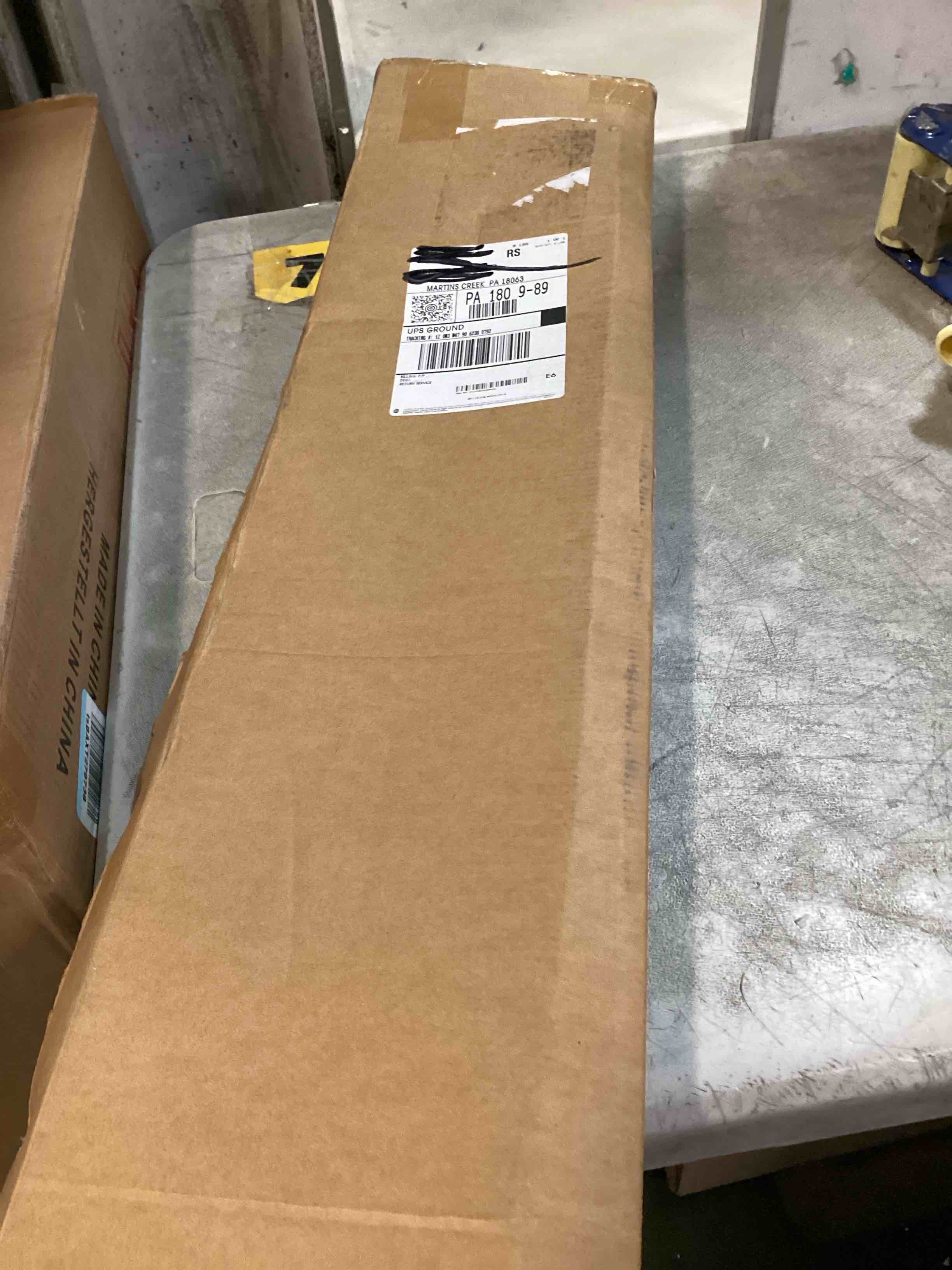 https://s3.amazonaws.com/lotting-images-prod/bidfta/PNK3640485_1747419303619.jpeg