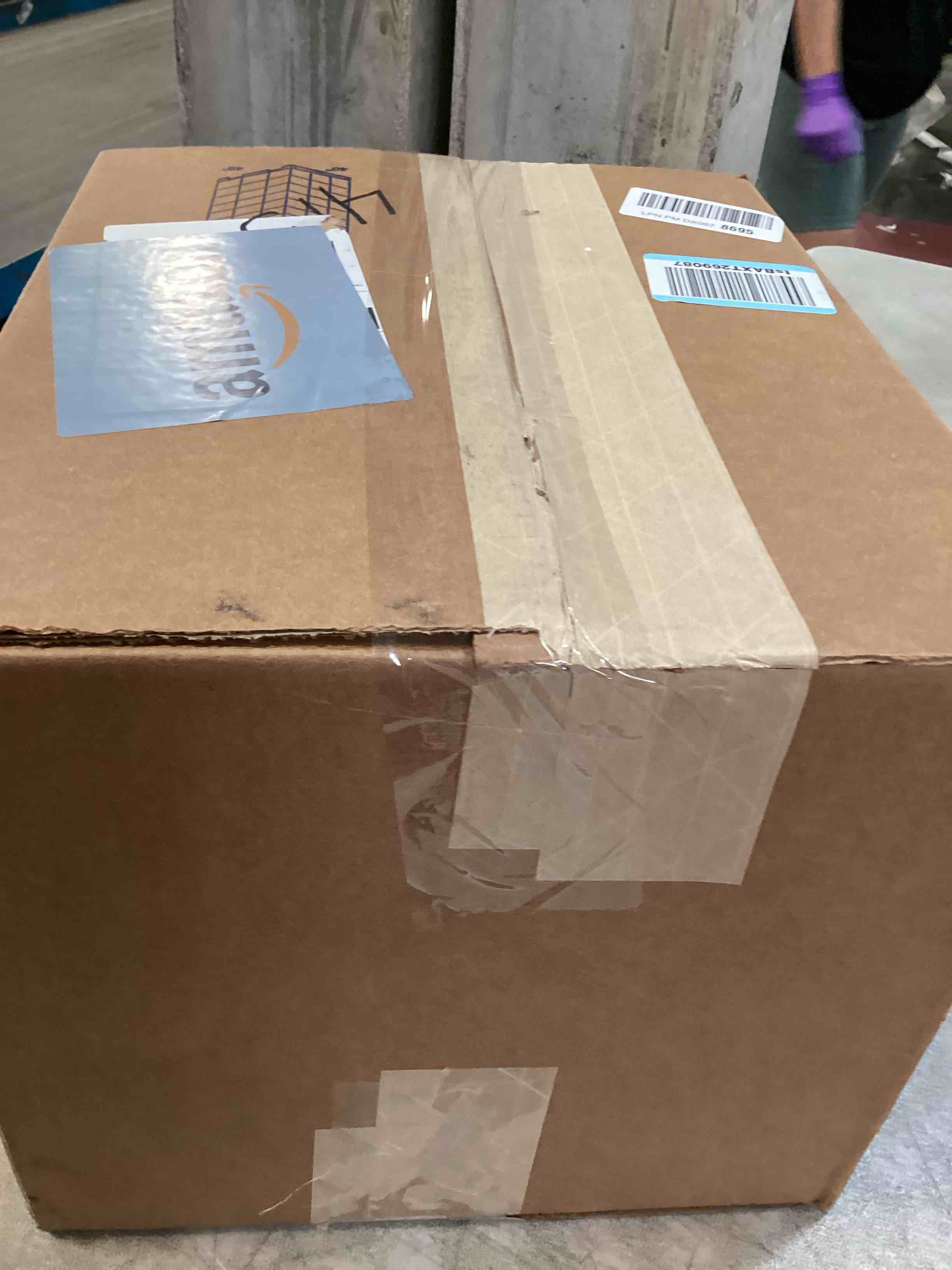 https://s3.amazonaws.com/lotting-images-prod/bidfta/PNK3640520_1747424296072.jpeg