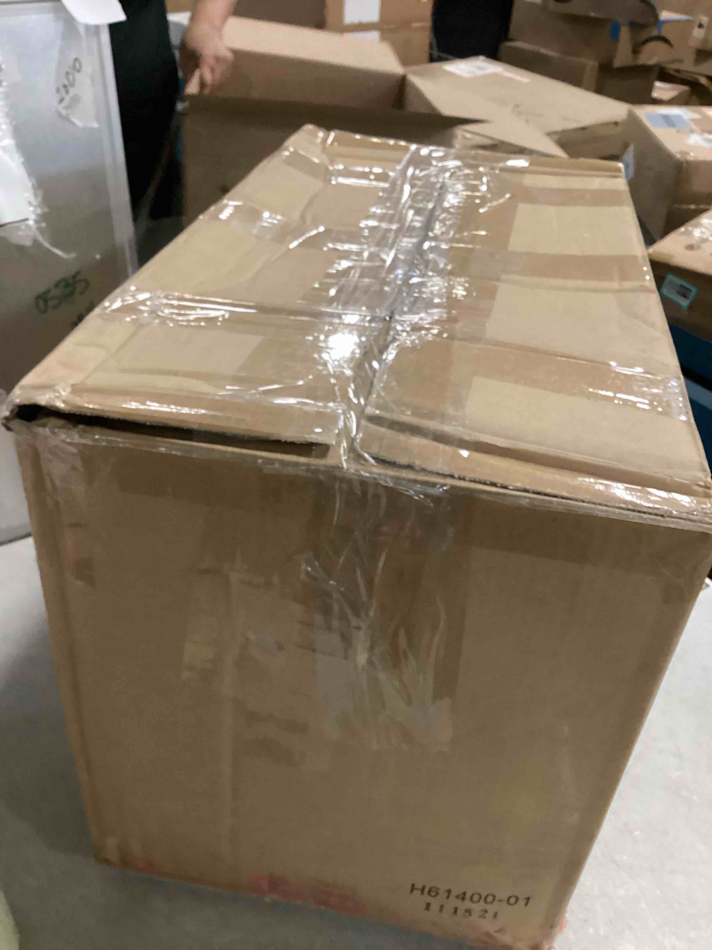 https://s3.amazonaws.com/lotting-images-prod/bidfta/PNK3642164_1748457529909.jpeg