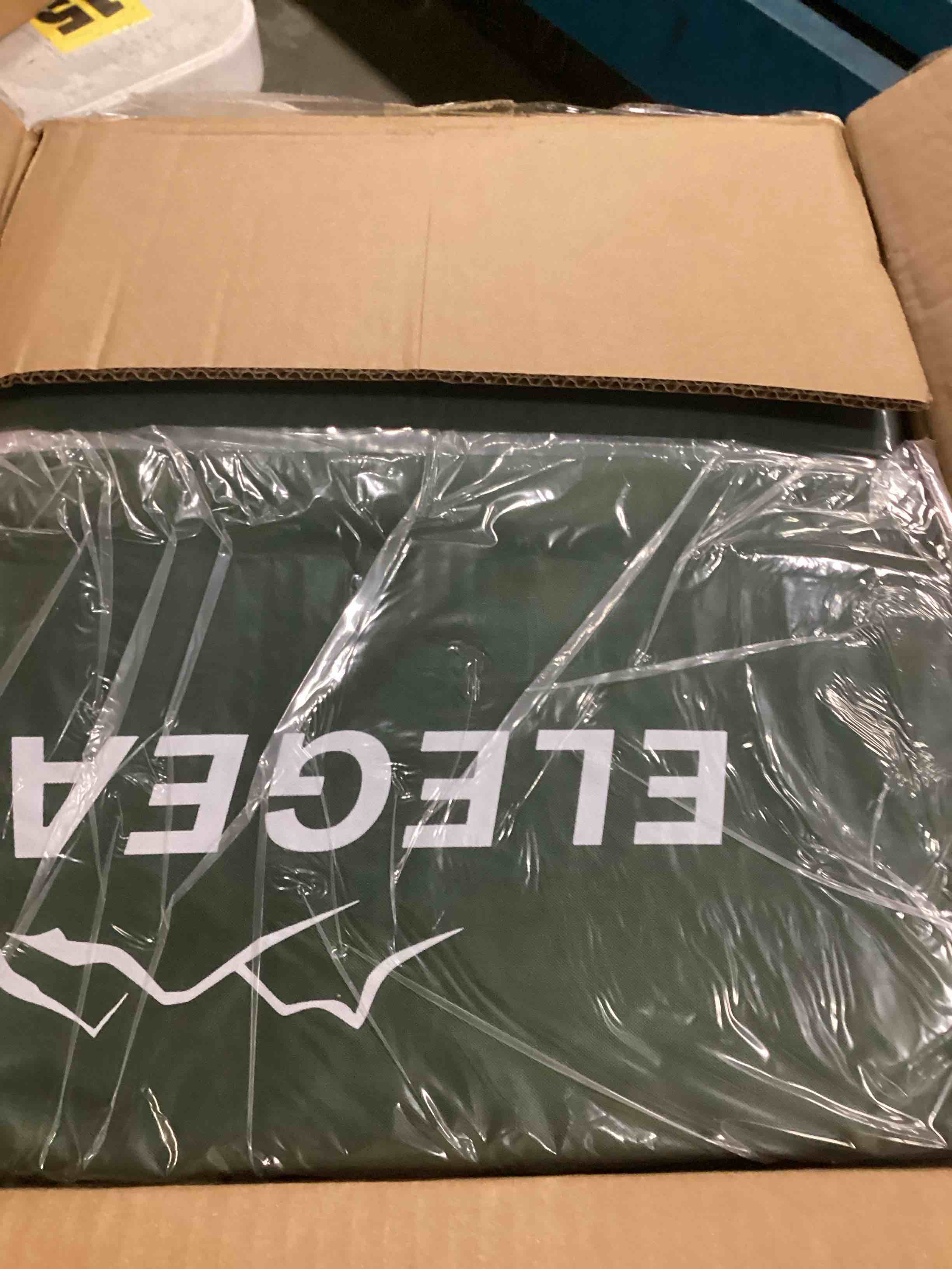 https://s3.amazonaws.com/lotting-images-prod/bidfta/PNK3642514_1748609438683.jpeg