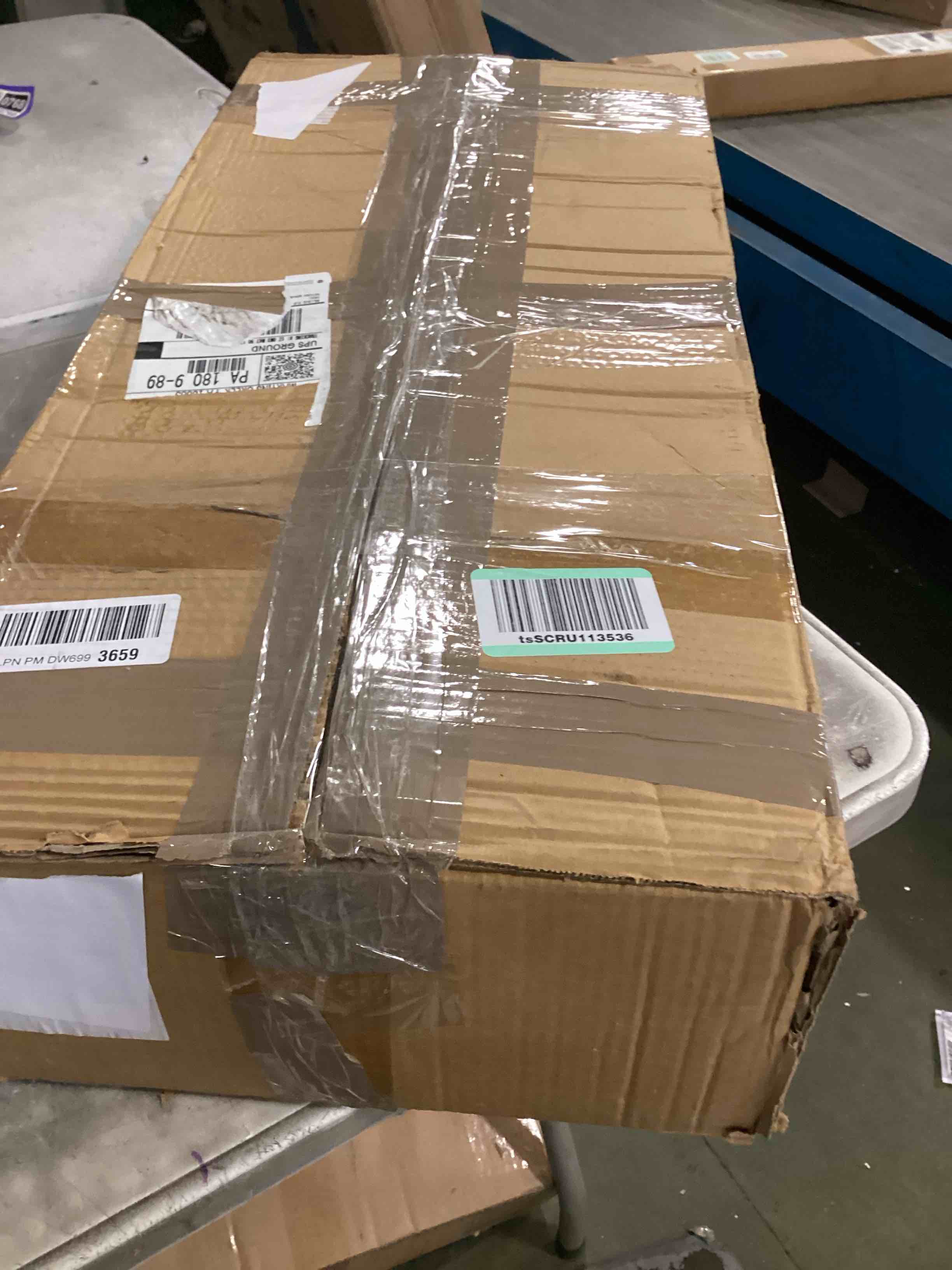 https://s3.amazonaws.com/lotting-images-prod/bidfta/PNK3642620_1748625796847.jpeg
