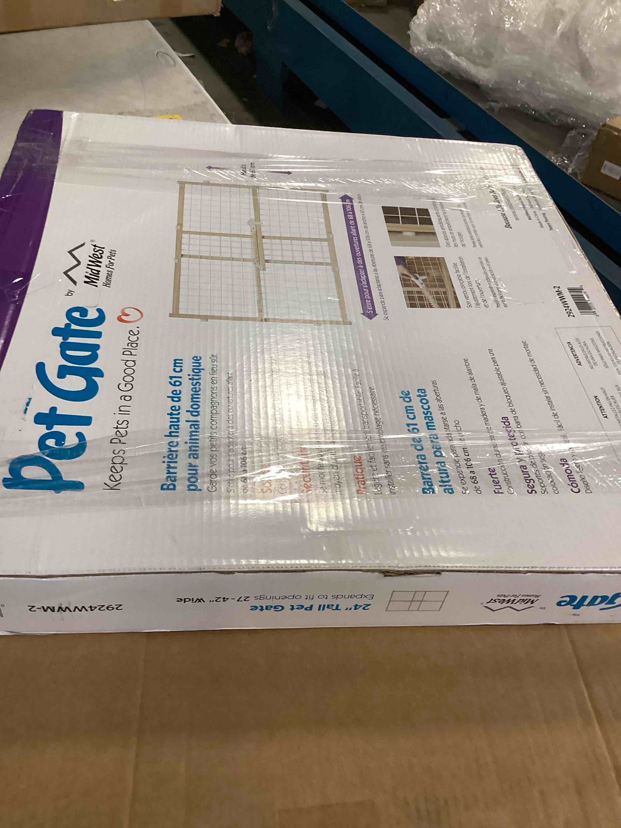 https://s3.amazonaws.com/lotting-images-prod/bidfta/PNK3642631_1748627144650.jpeg