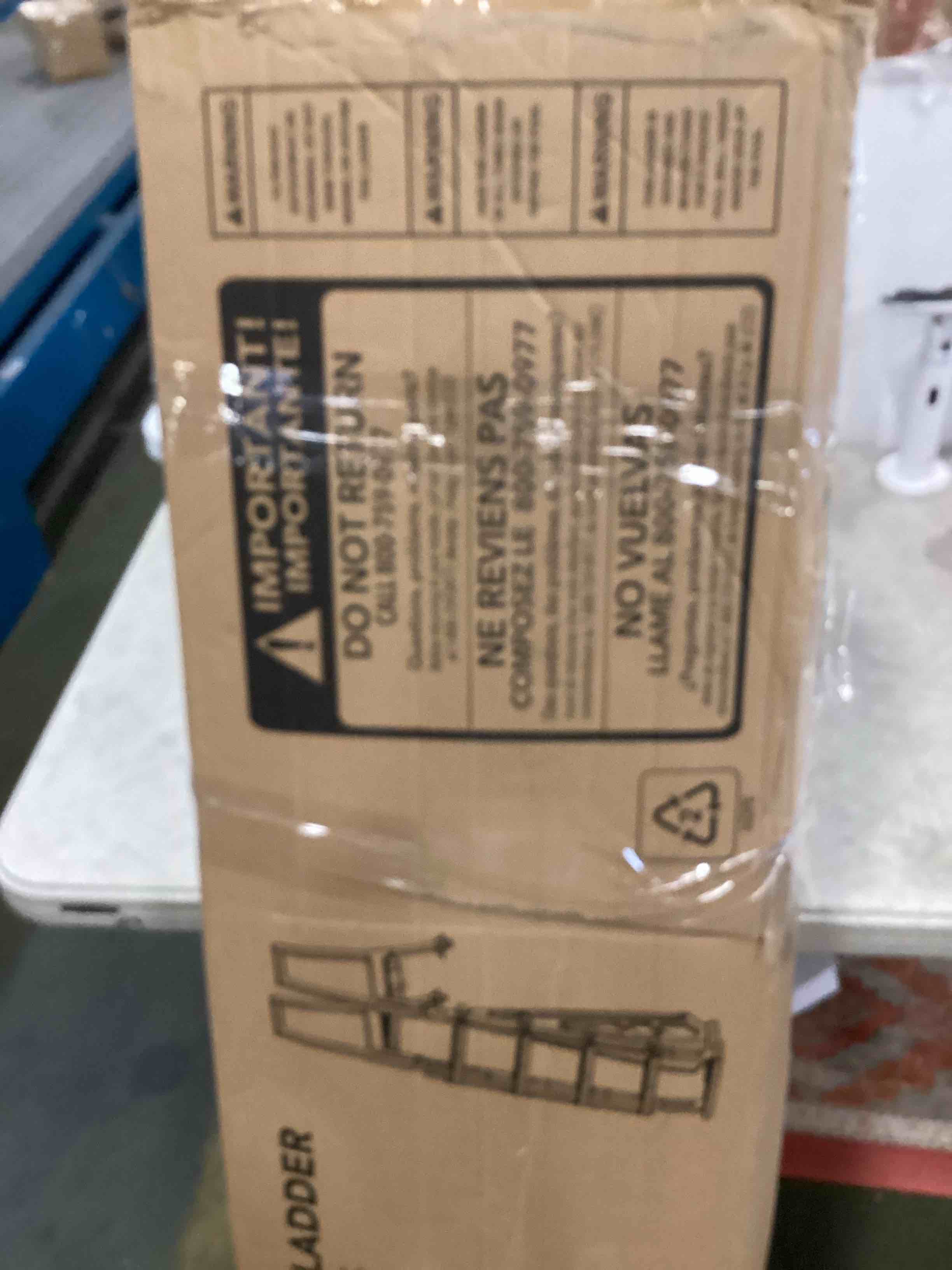 https://s3.amazonaws.com/lotting-images-prod/bidfta/PNK3645005_1751029105390.jpeg