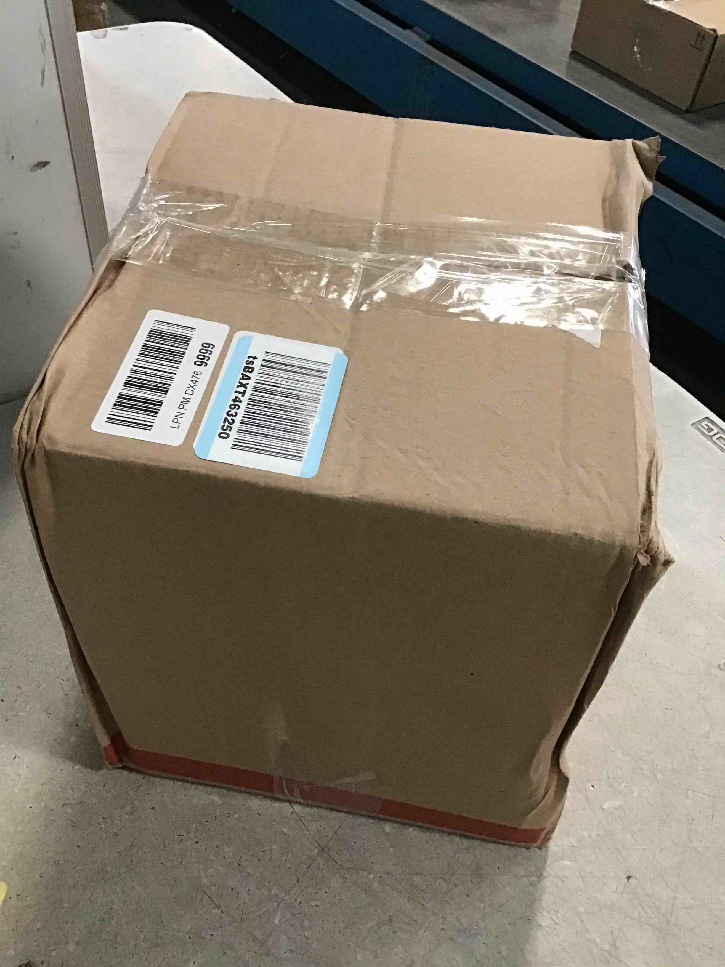 https://s3.amazonaws.com/lotting-images-prod/bidfta/PNK3647655_1747940264018.jpeg