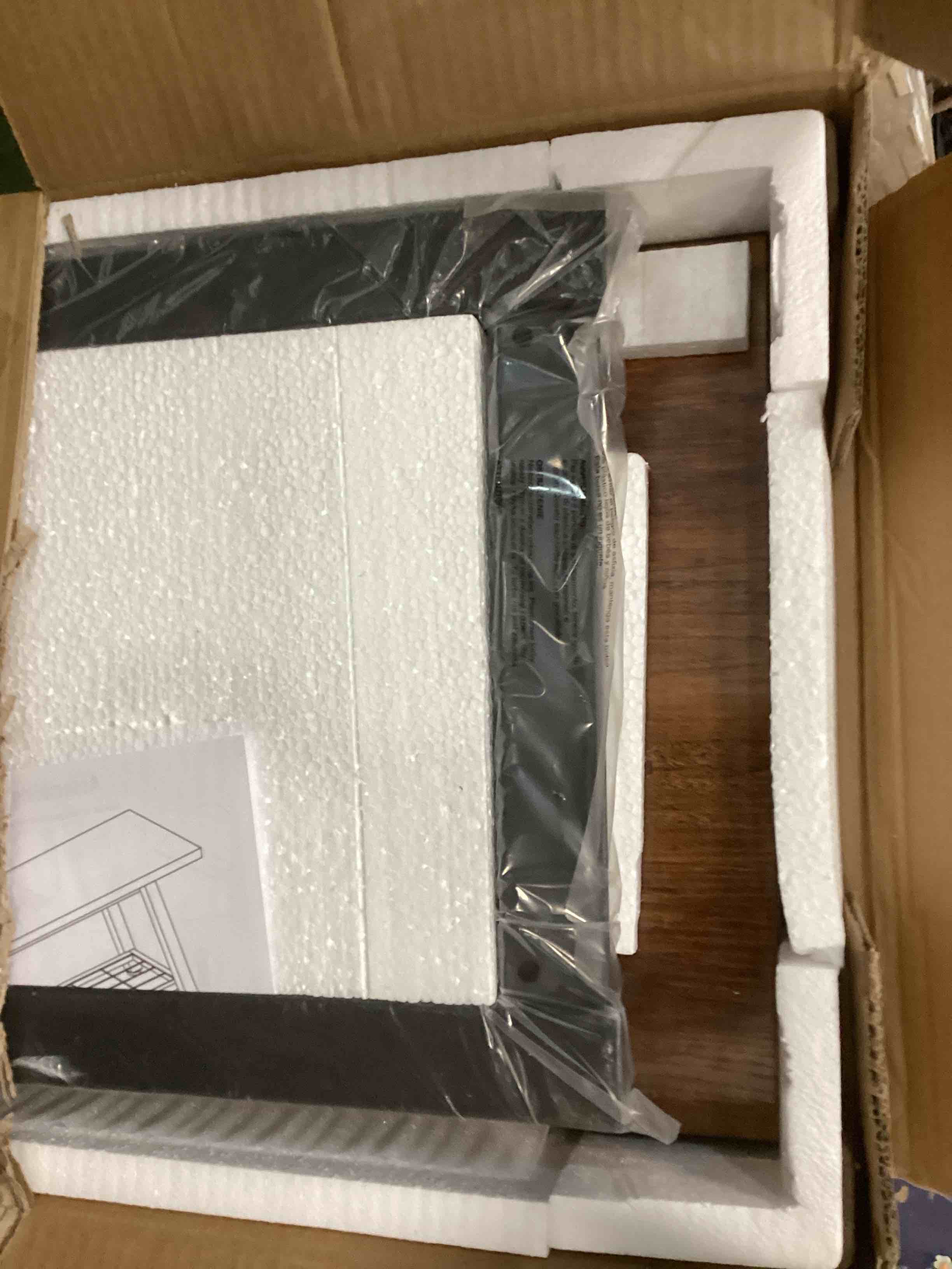 https://s3.amazonaws.com/lotting-images-prod/bidfta/PNK3649155_1747149800147.jpeg