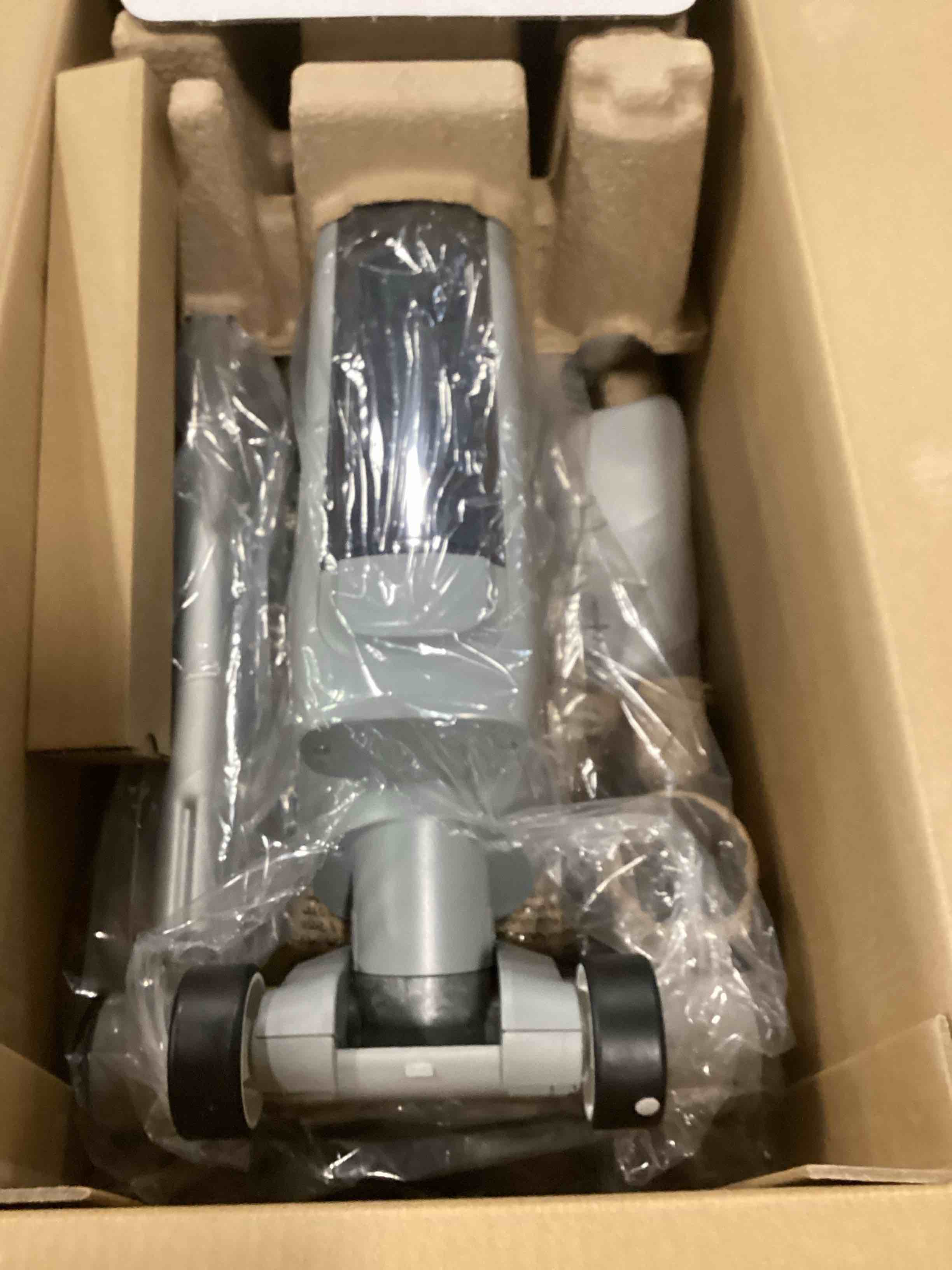 https://s3.amazonaws.com/lotting-images-prod/bidfta/PNK3651920_1748370543751.jpeg