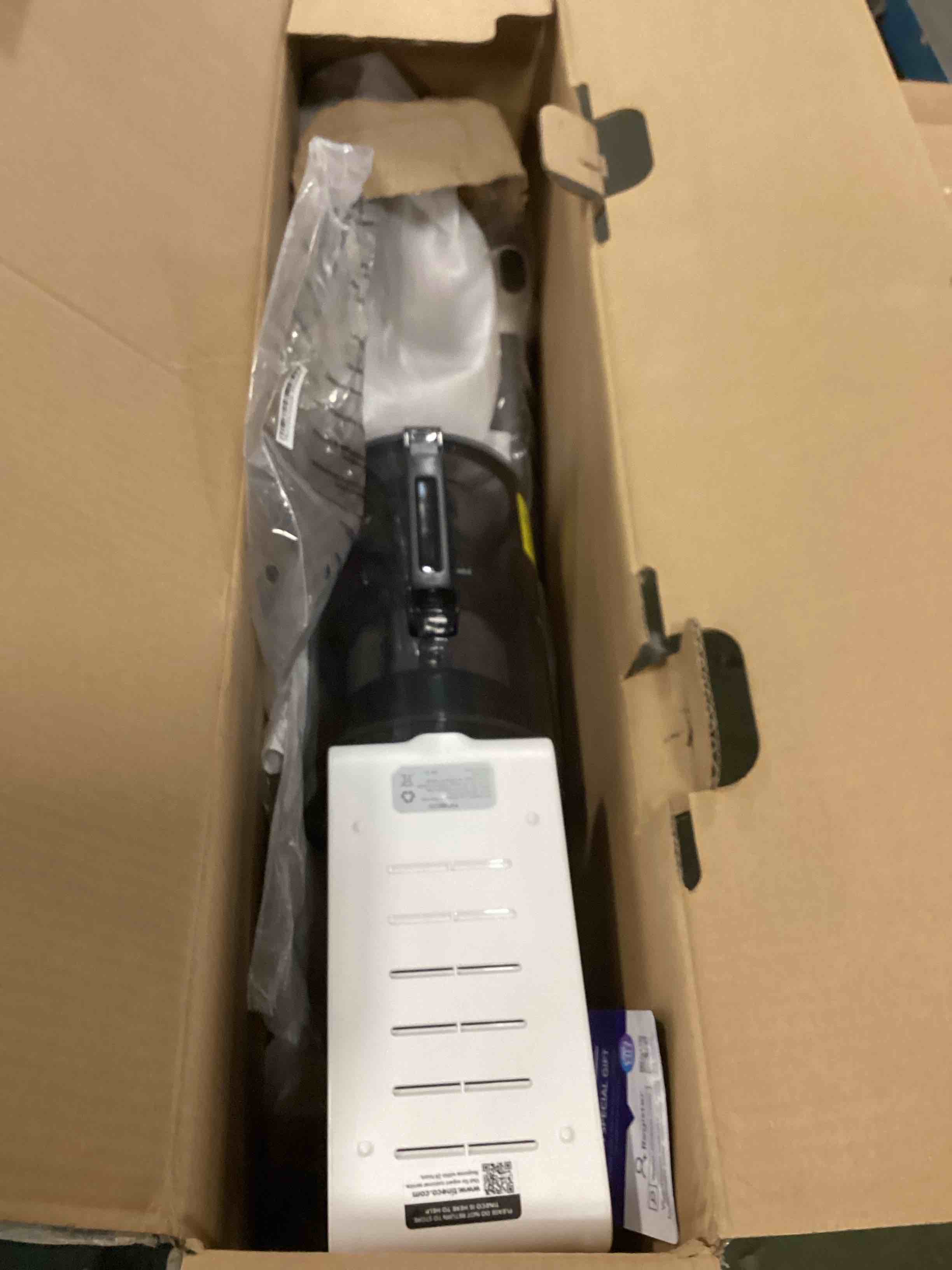 https://s3.amazonaws.com/lotting-images-prod/bidfta/PNK3651924_1748371079927.jpeg