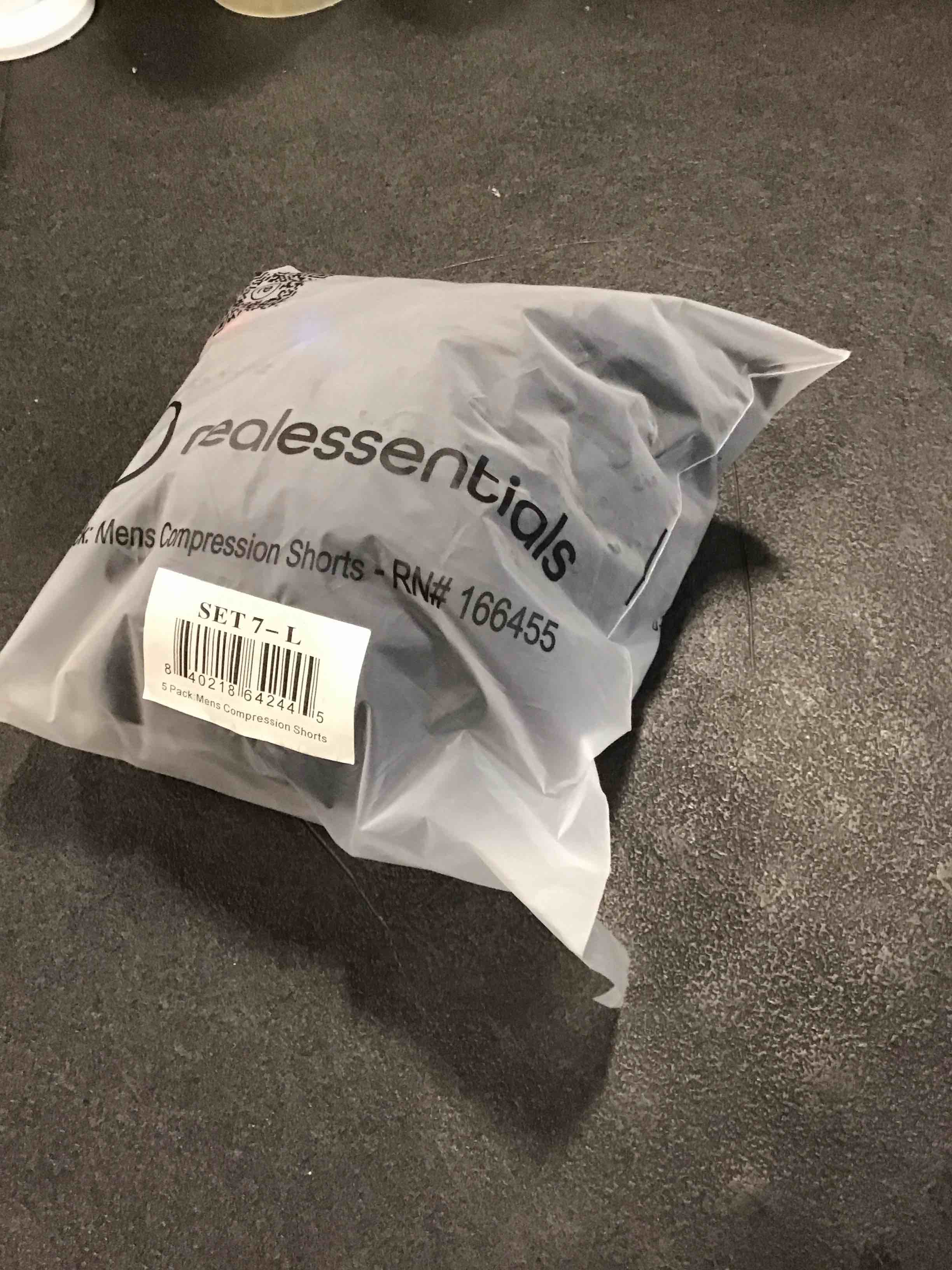 https://s3.amazonaws.com/lotting-images-prod/bidfta/PNK3653513_1747928425151.jpeg