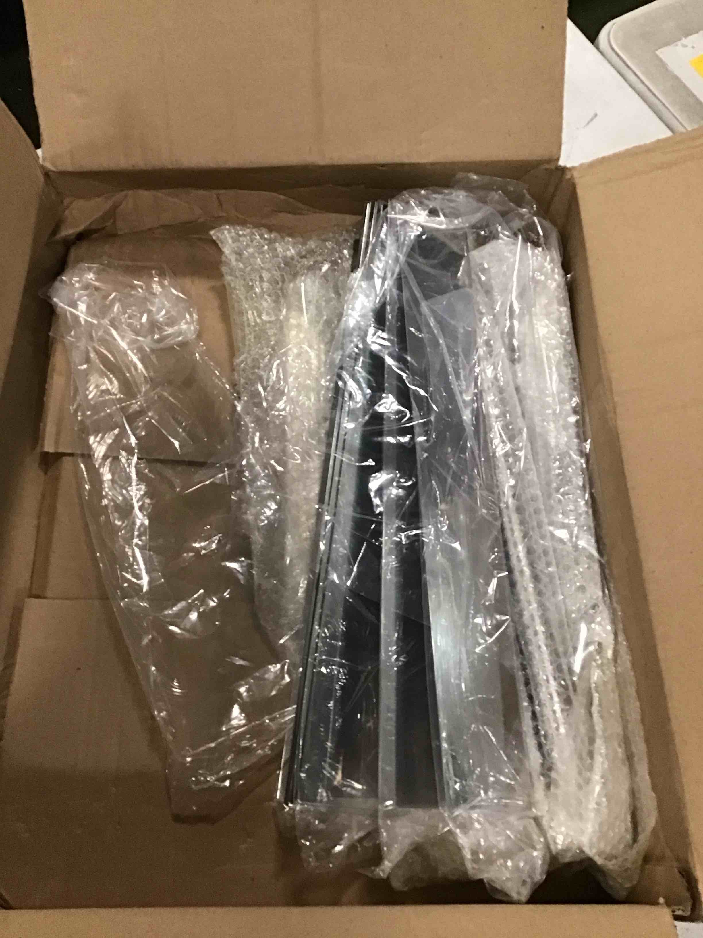 https://s3.amazonaws.com/lotting-images-prod/bidfta/PNK3657340_1748610767094.jpeg