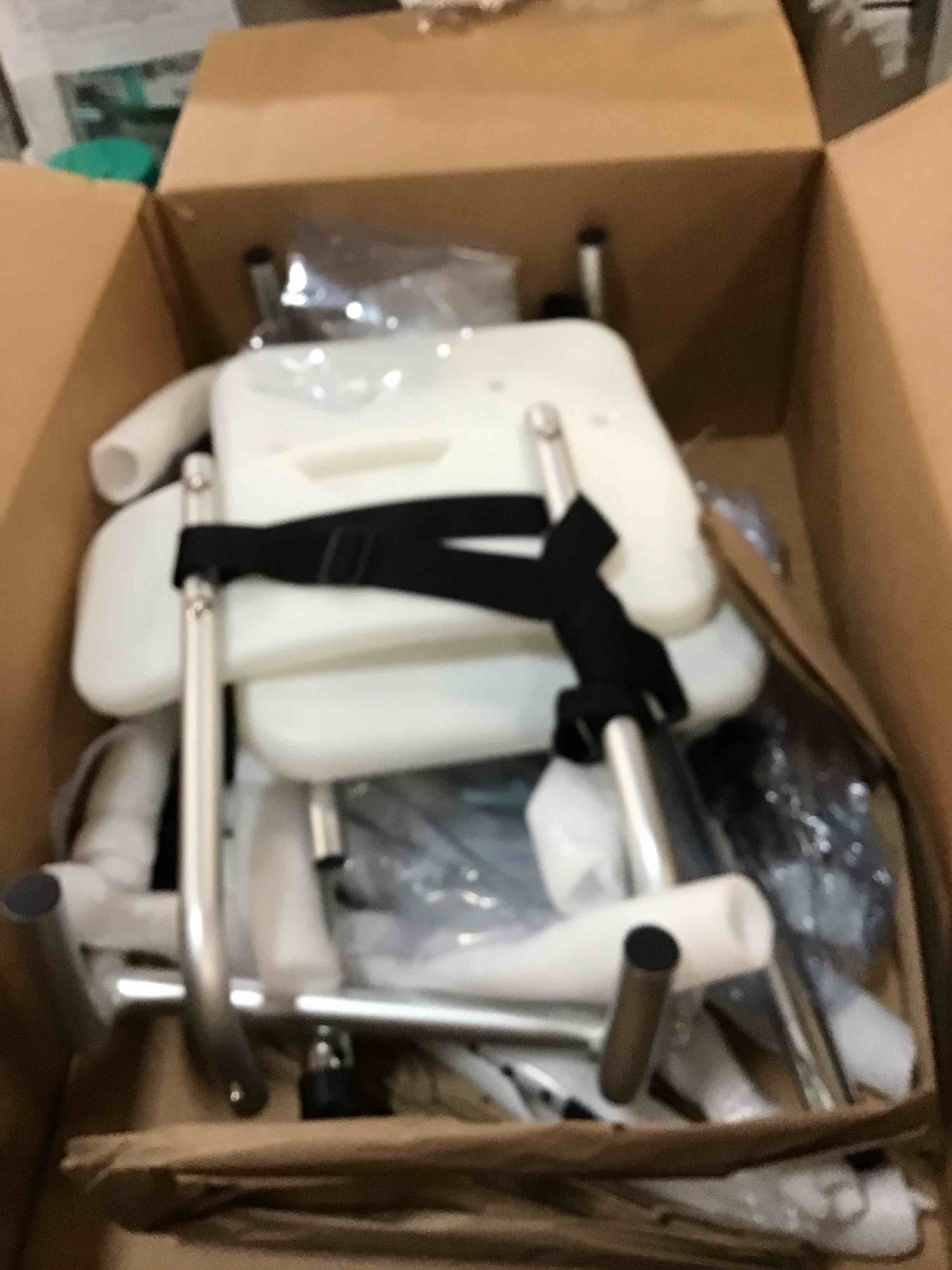 https://s3.amazonaws.com/lotting-images-prod/bidfta/PNK3657714_1748890714747.jpeg