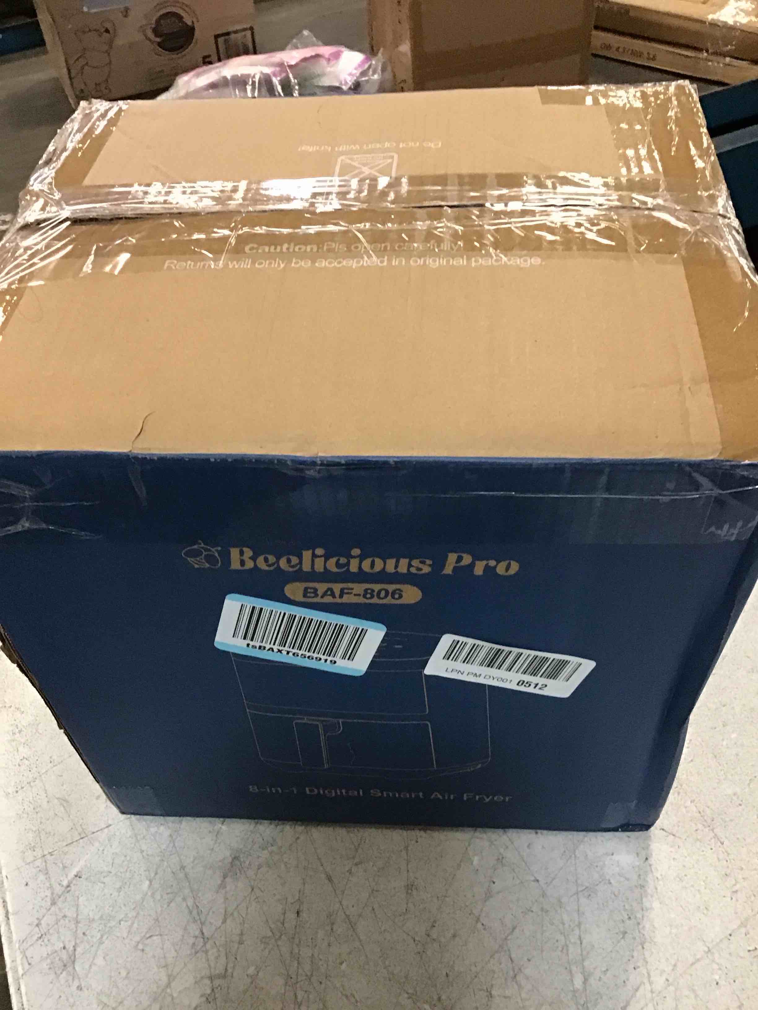 https://s3.amazonaws.com/lotting-images-prod/bidfta/PNK3657803_1748958069431.jpeg