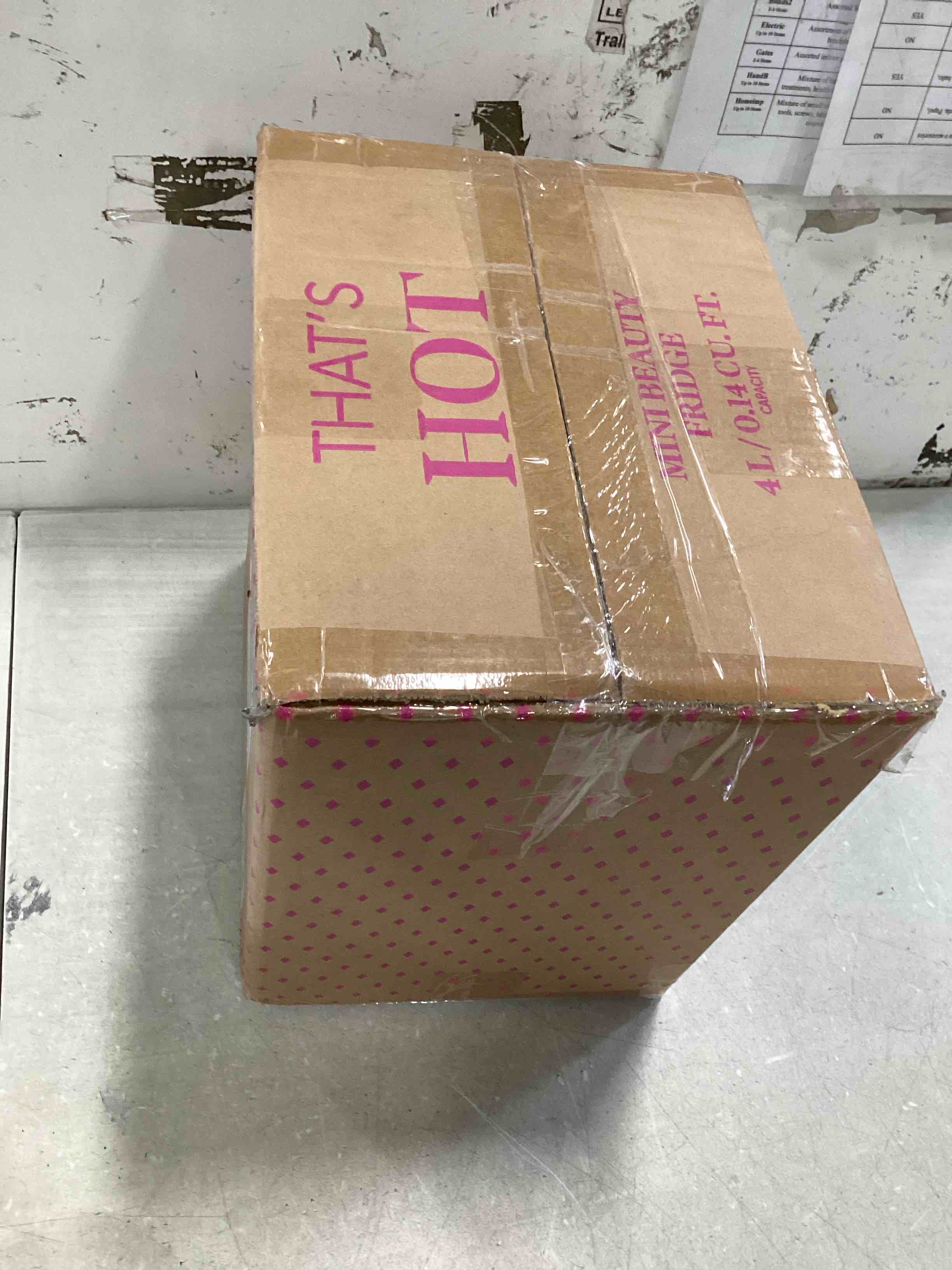 https://s3.amazonaws.com/lotting-images-prod/bidfta/PNK3658543_1746640357943.jpeg