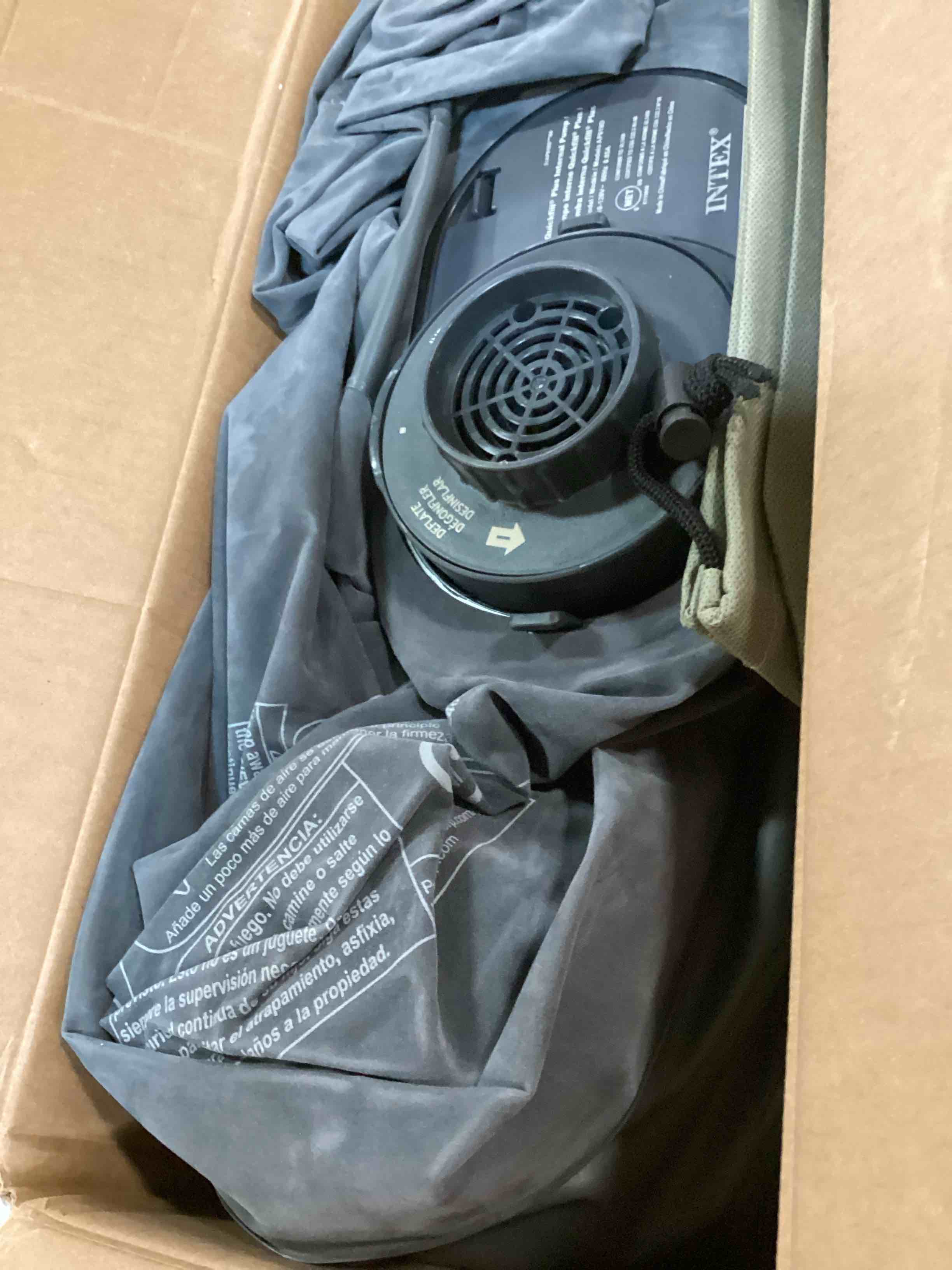 https://s3.amazonaws.com/lotting-images-prod/bidfta/PNK3659322_1747225418643.jpeg