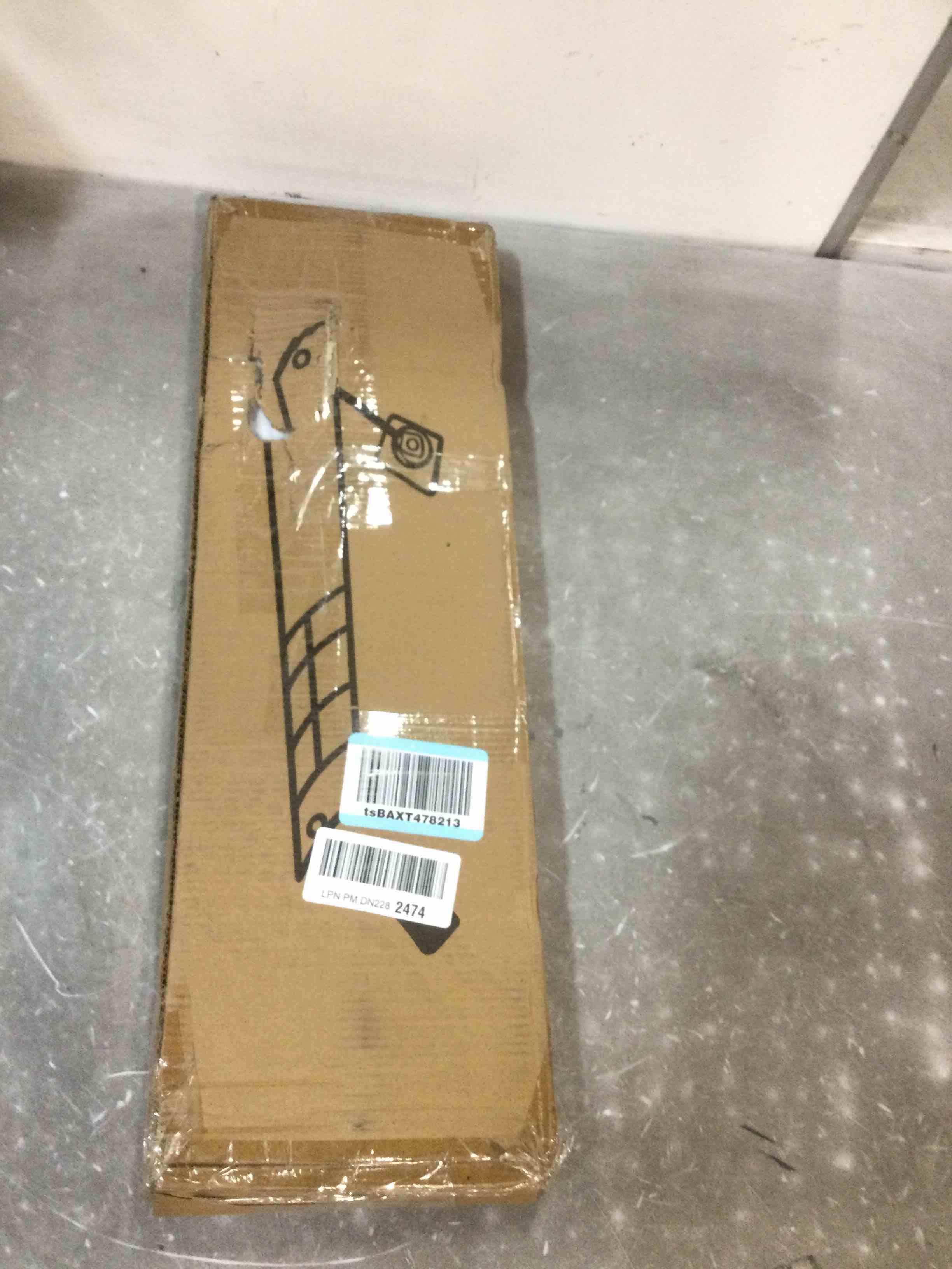 https://s3.amazonaws.com/lotting-images-prod/bidfta/PNK3659482_1747240662760.jpeg