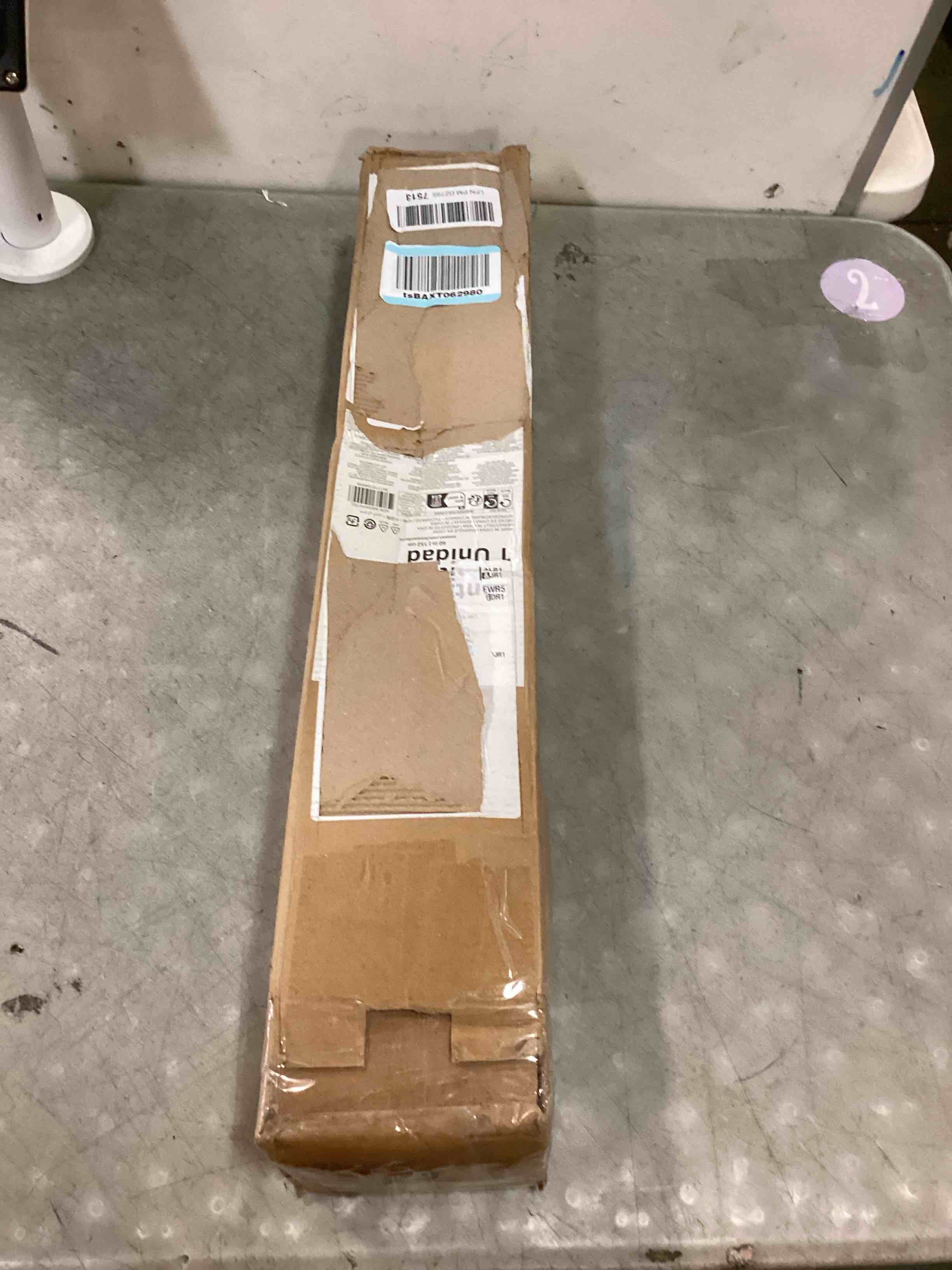 https://s3.amazonaws.com/lotting-images-prod/bidfta/PNK3659815_1747402901166.jpeg