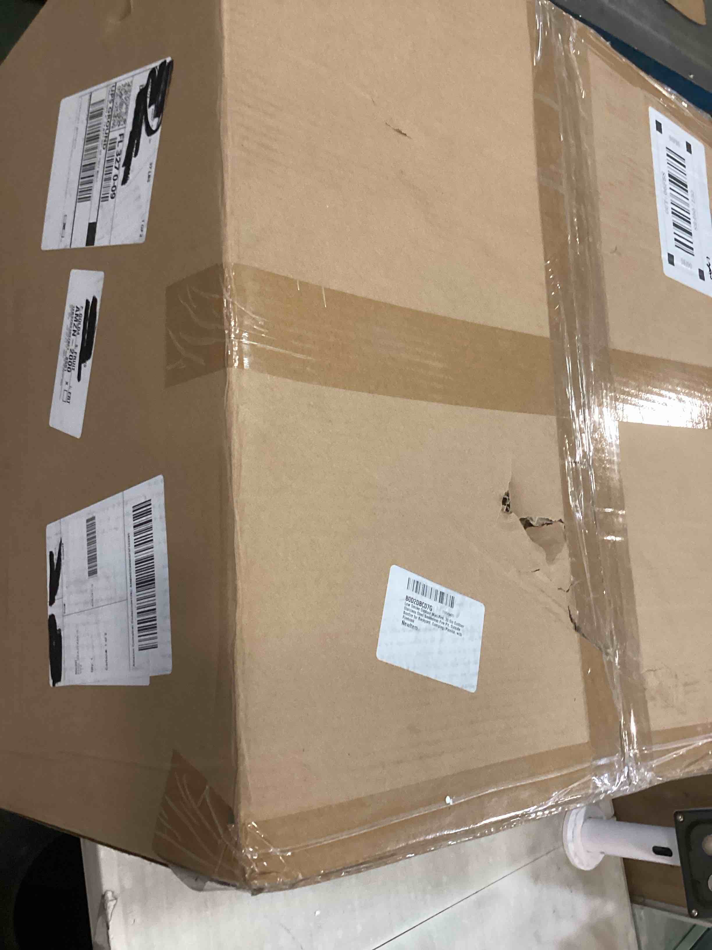 https://s3.amazonaws.com/lotting-images-prod/bidfta/PNK3660058_1747659523920.jpeg