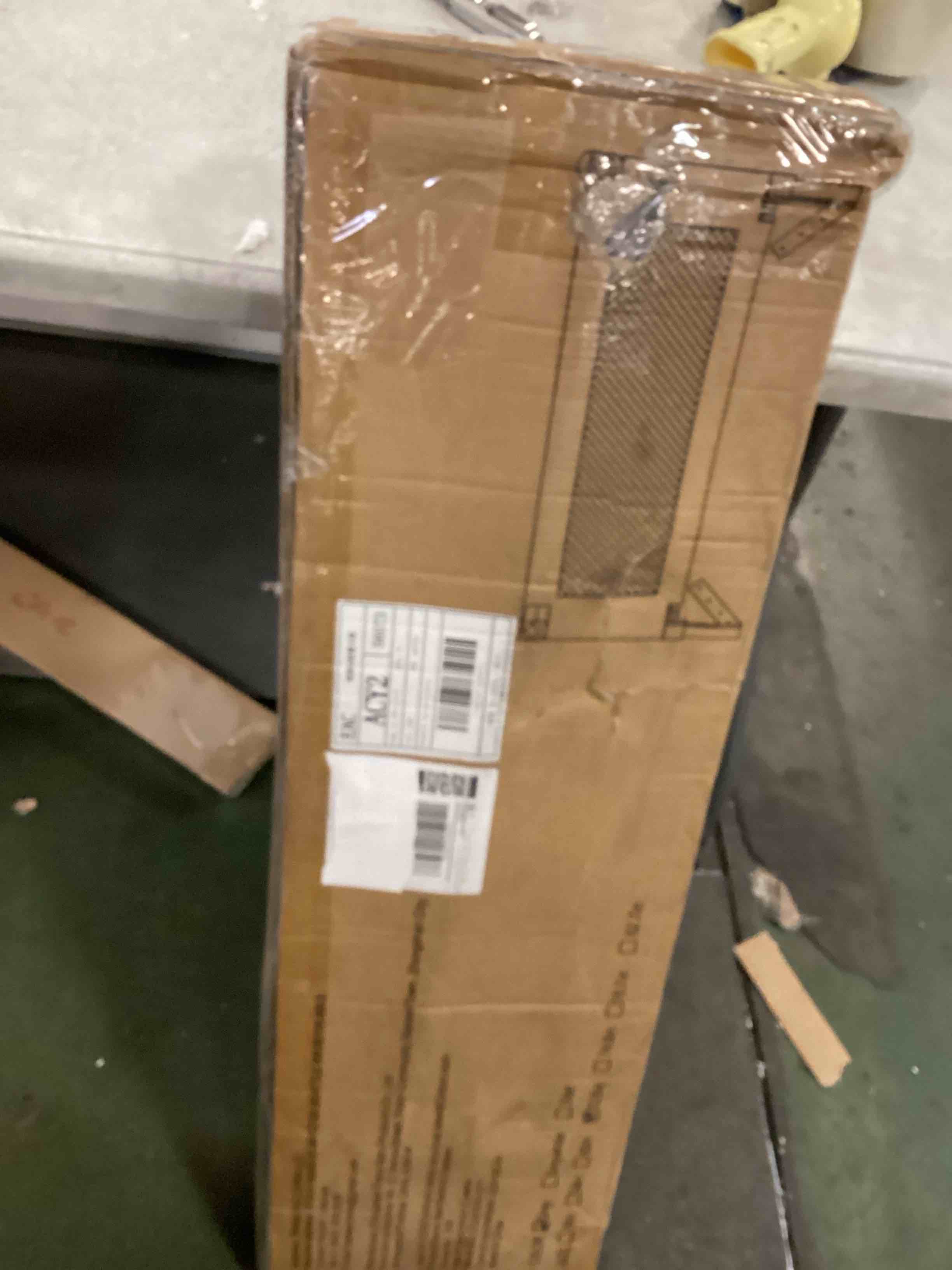 https://s3.amazonaws.com/lotting-images-prod/bidfta/PNK3661535_1747247758961.jpeg
