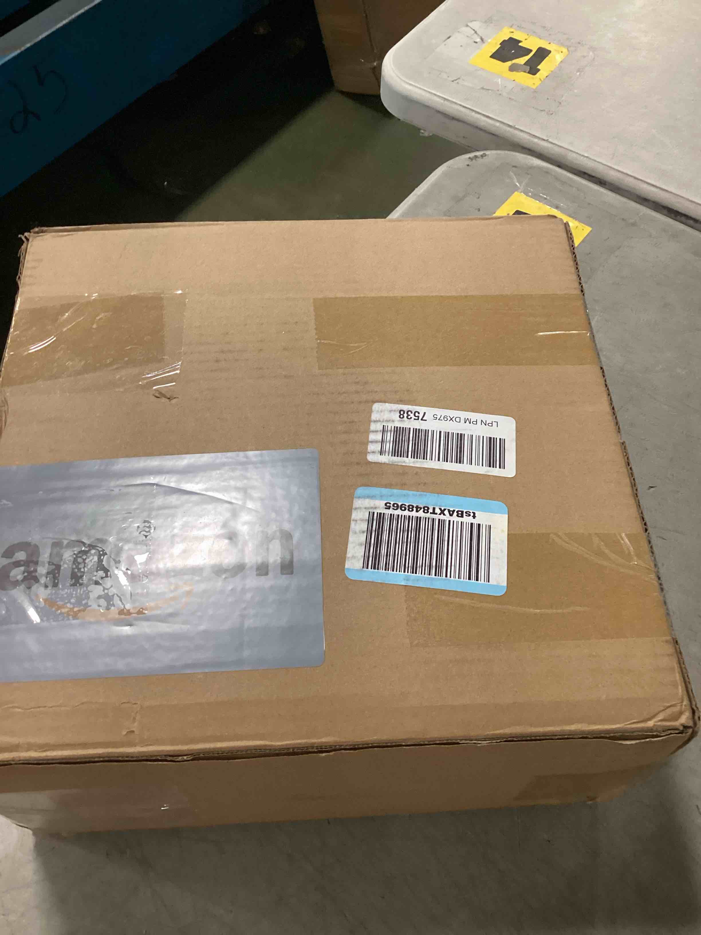 https://s3.amazonaws.com/lotting-images-prod/bidfta/PNK3663811_1748633479992.jpeg