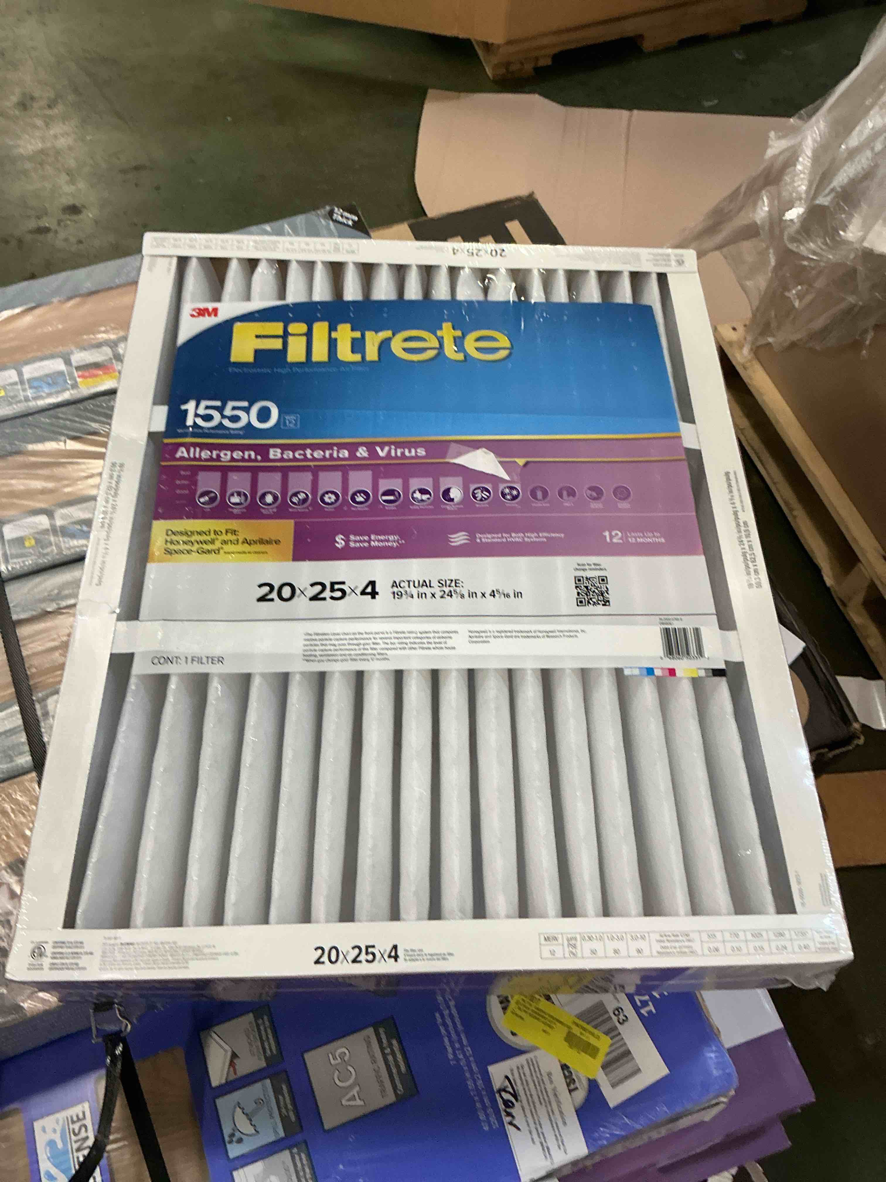https://s3.amazonaws.com/lotting-images-prod/bidfta/PNK3667049_1752755582370.jpeg