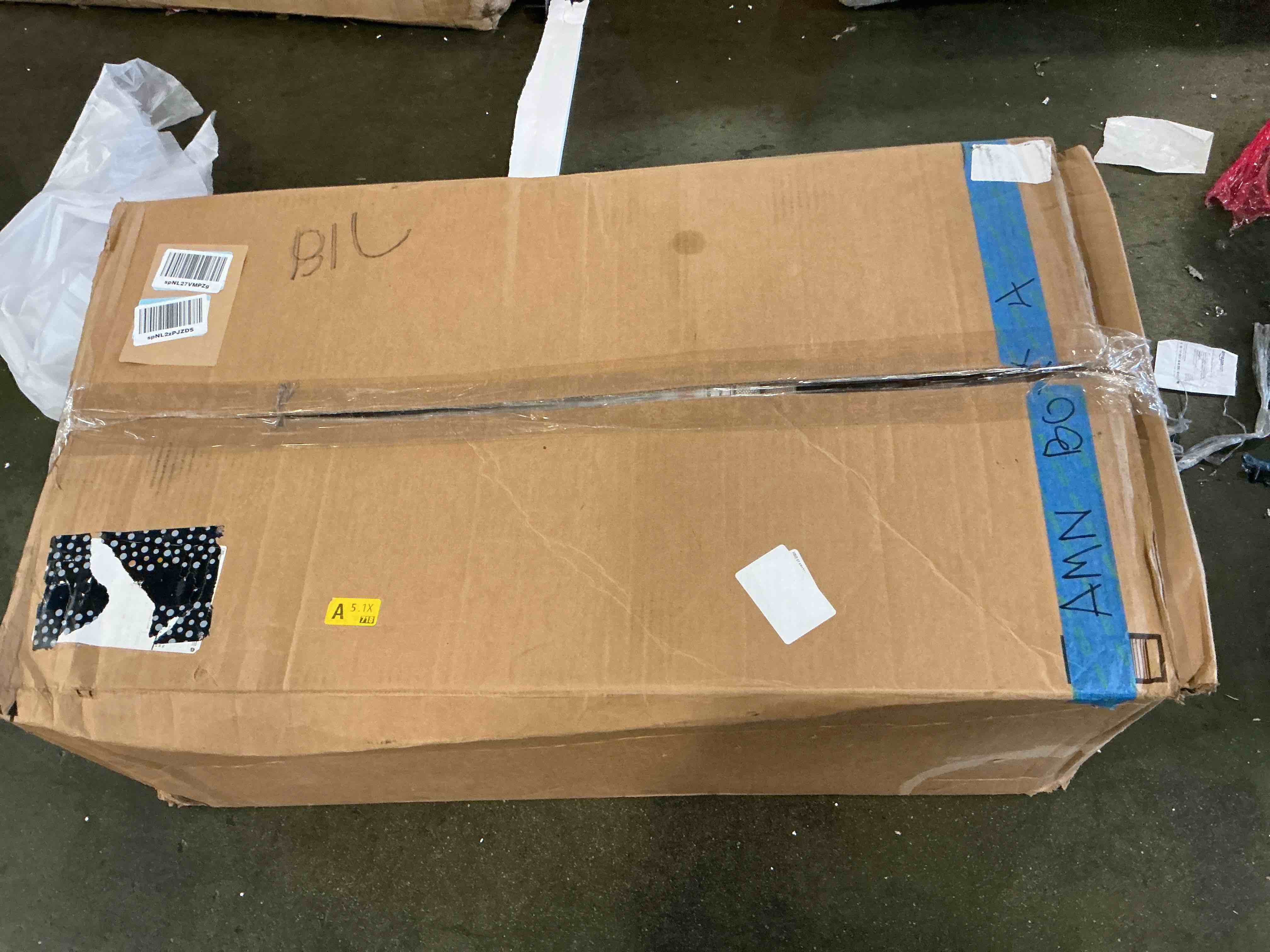 https://s3.amazonaws.com/lotting-images-prod/bidfta/PNK3667627_1753453160832.jpeg