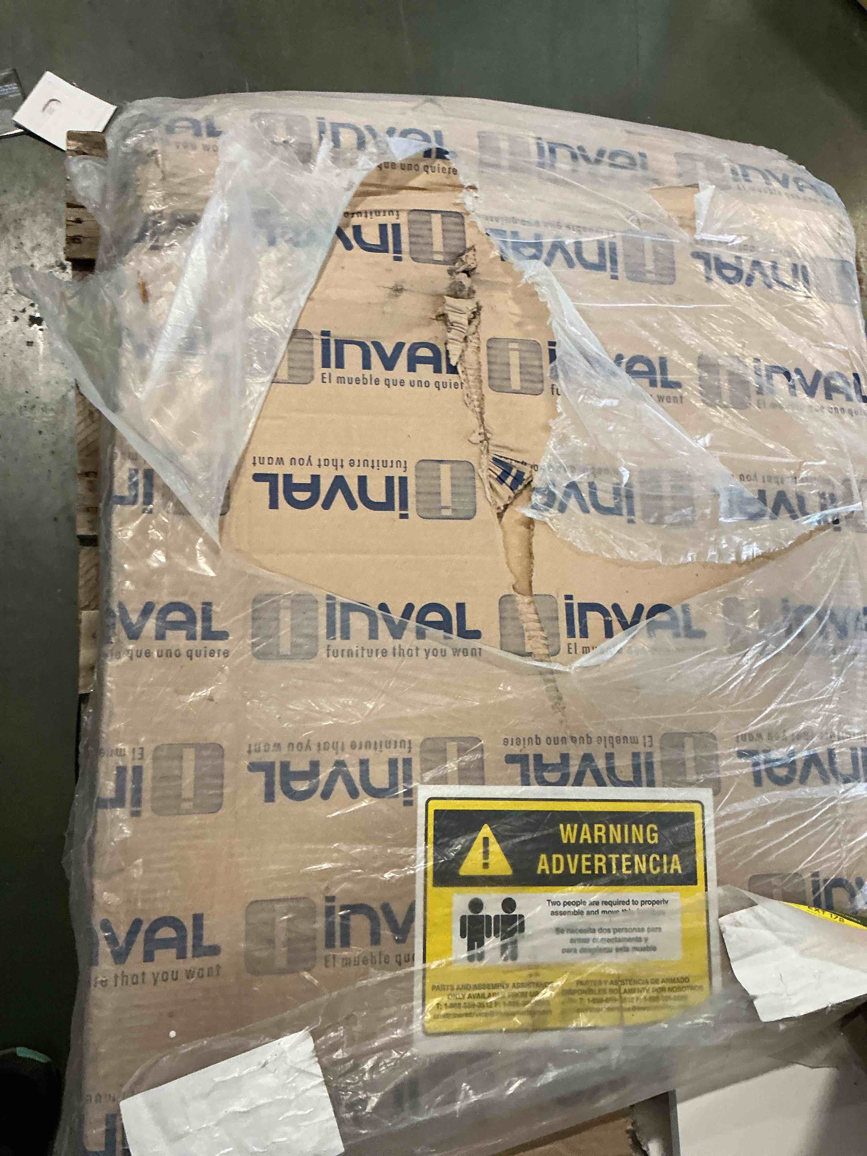 https://s3.amazonaws.com/lotting-images-prod/bidfta/PNK3674517_1756144056106.jpeg