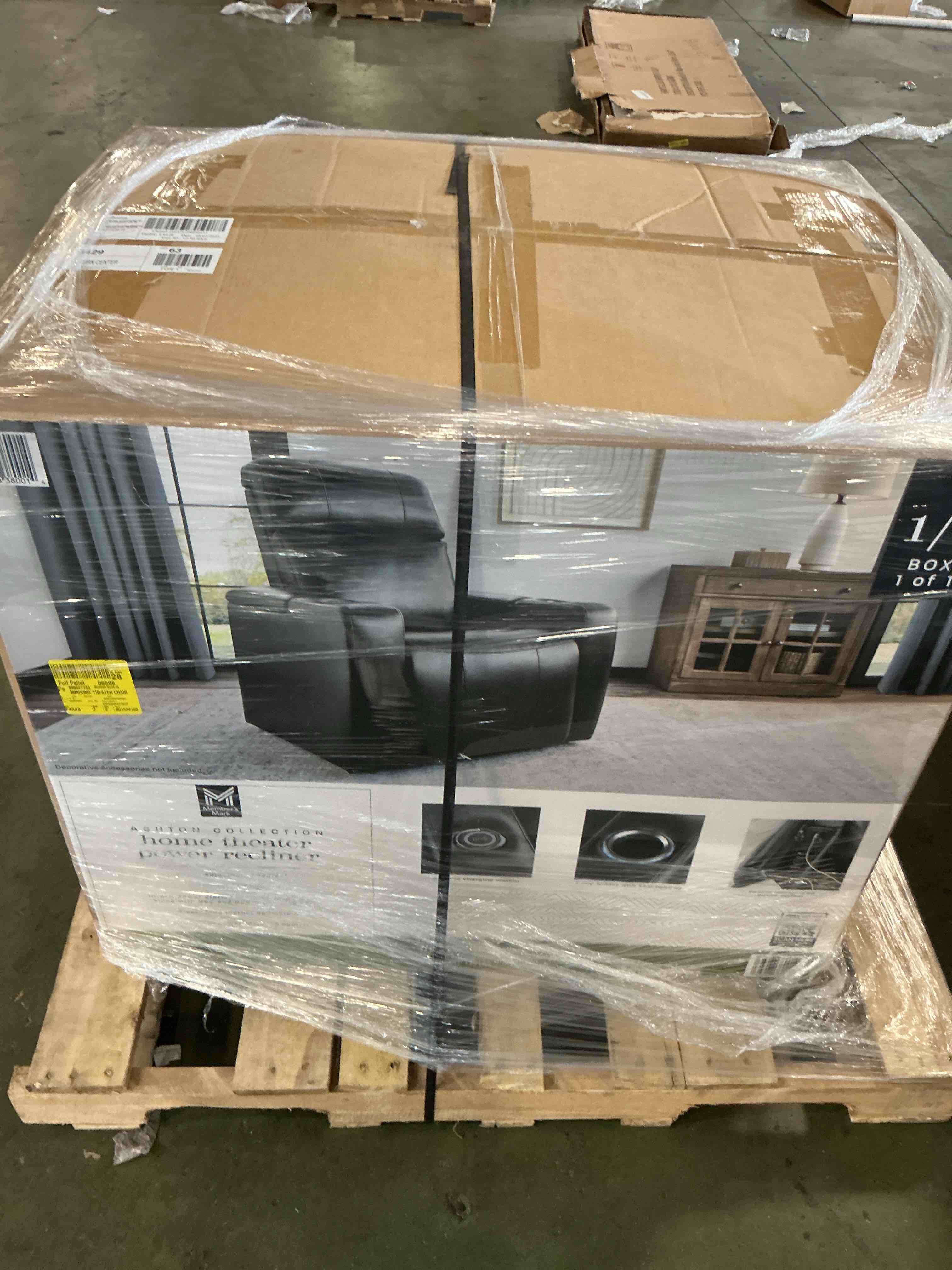 https://s3.amazonaws.com/lotting-images-prod/bidfta/PNK3675026_1756408371525.jpeg