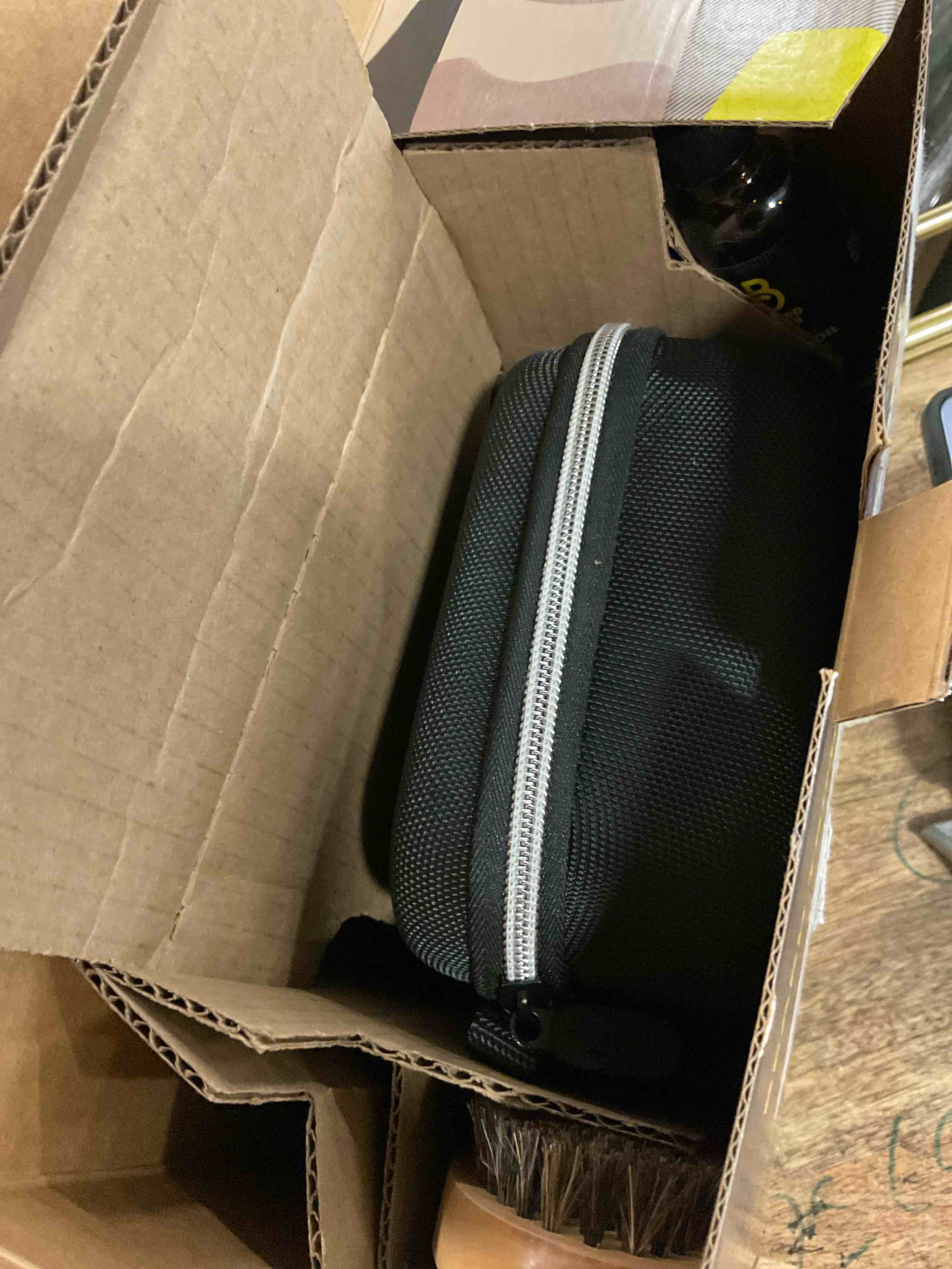 https://s3.amazonaws.com/lotting-images-prod/bidfta/PNK3676181_1752783111351.jpeg
